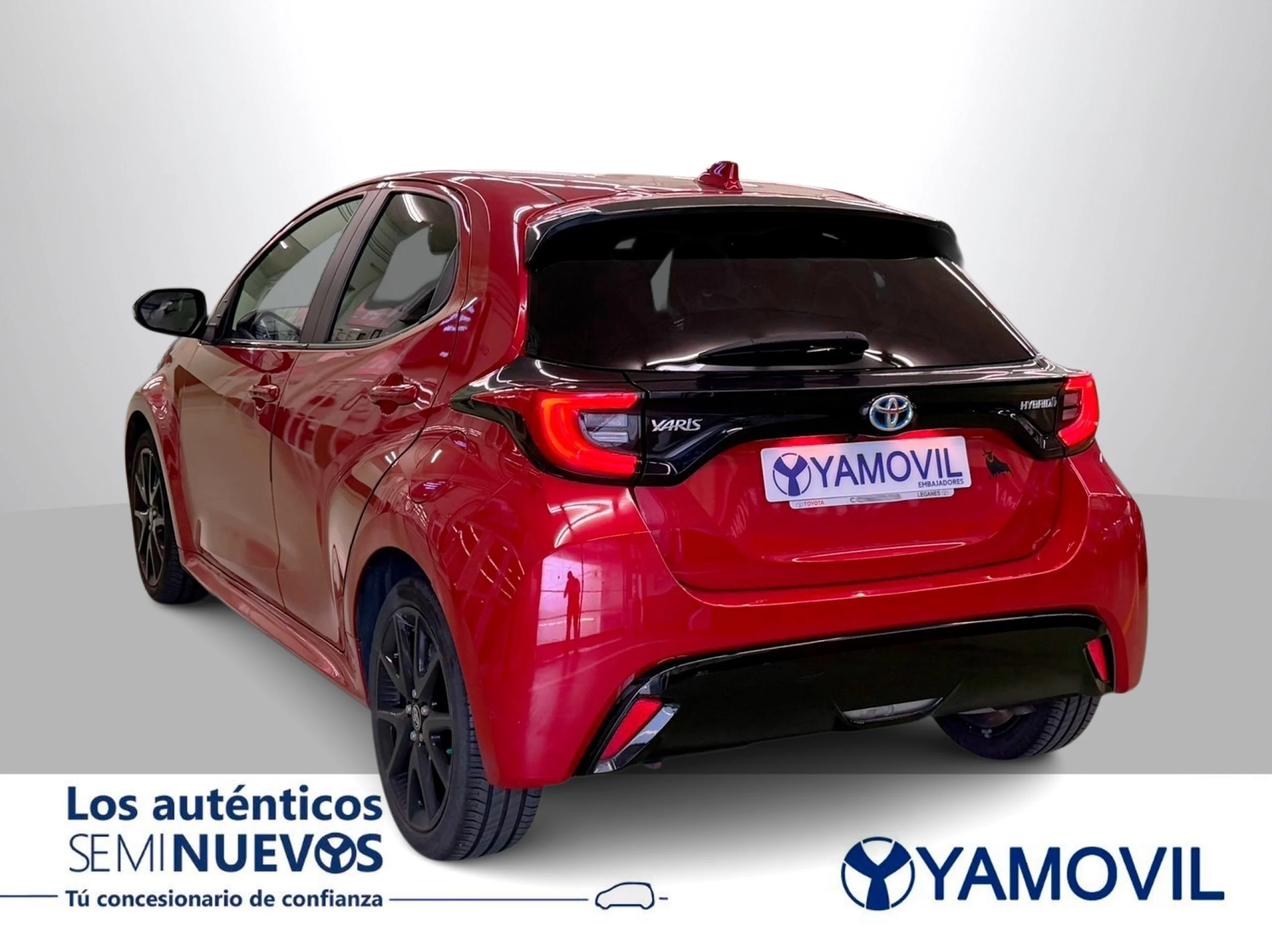 Toyota Yaris 120H Style 85 kW (116 CV) - Foto 4