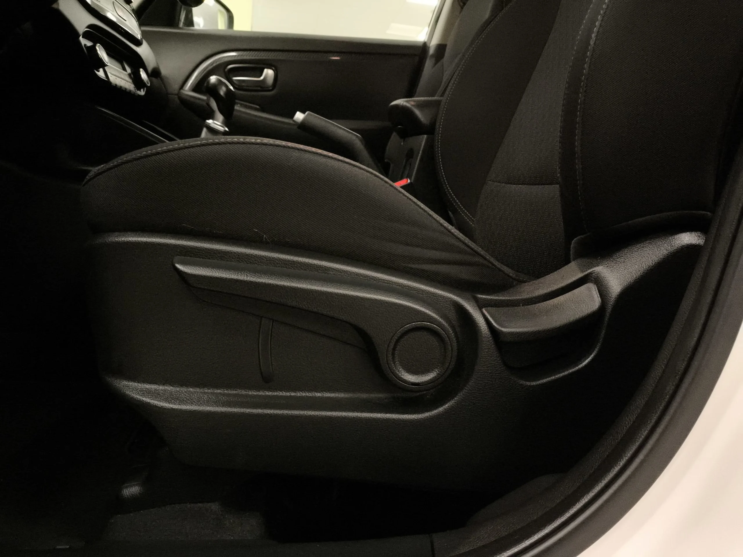 Kia Carens 1.6 GDi Drive 99 kW (135 CV) - Foto 12