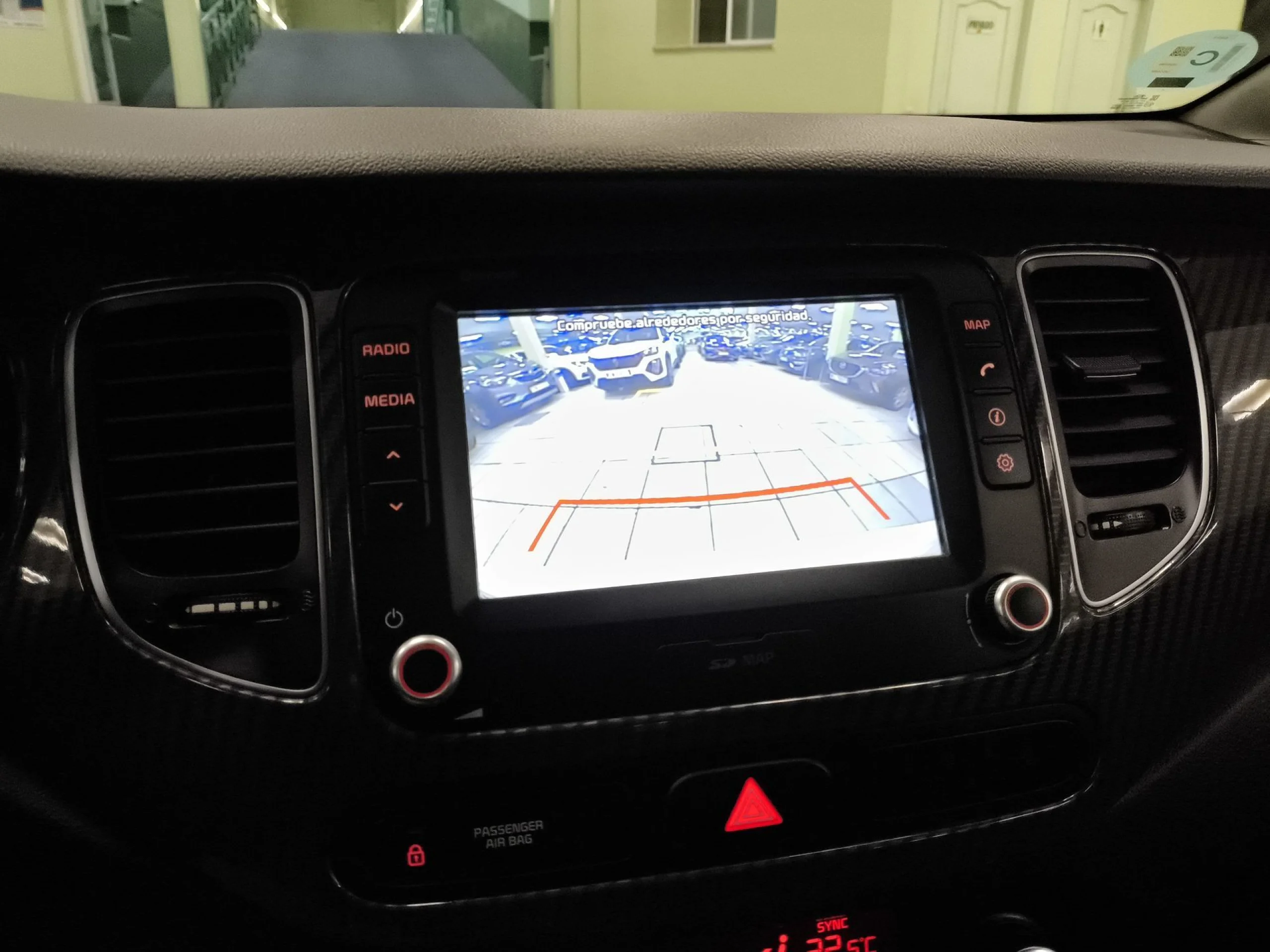 Kia Carens 1.6 GDi Drive 99 kW (135 CV) - Foto 20