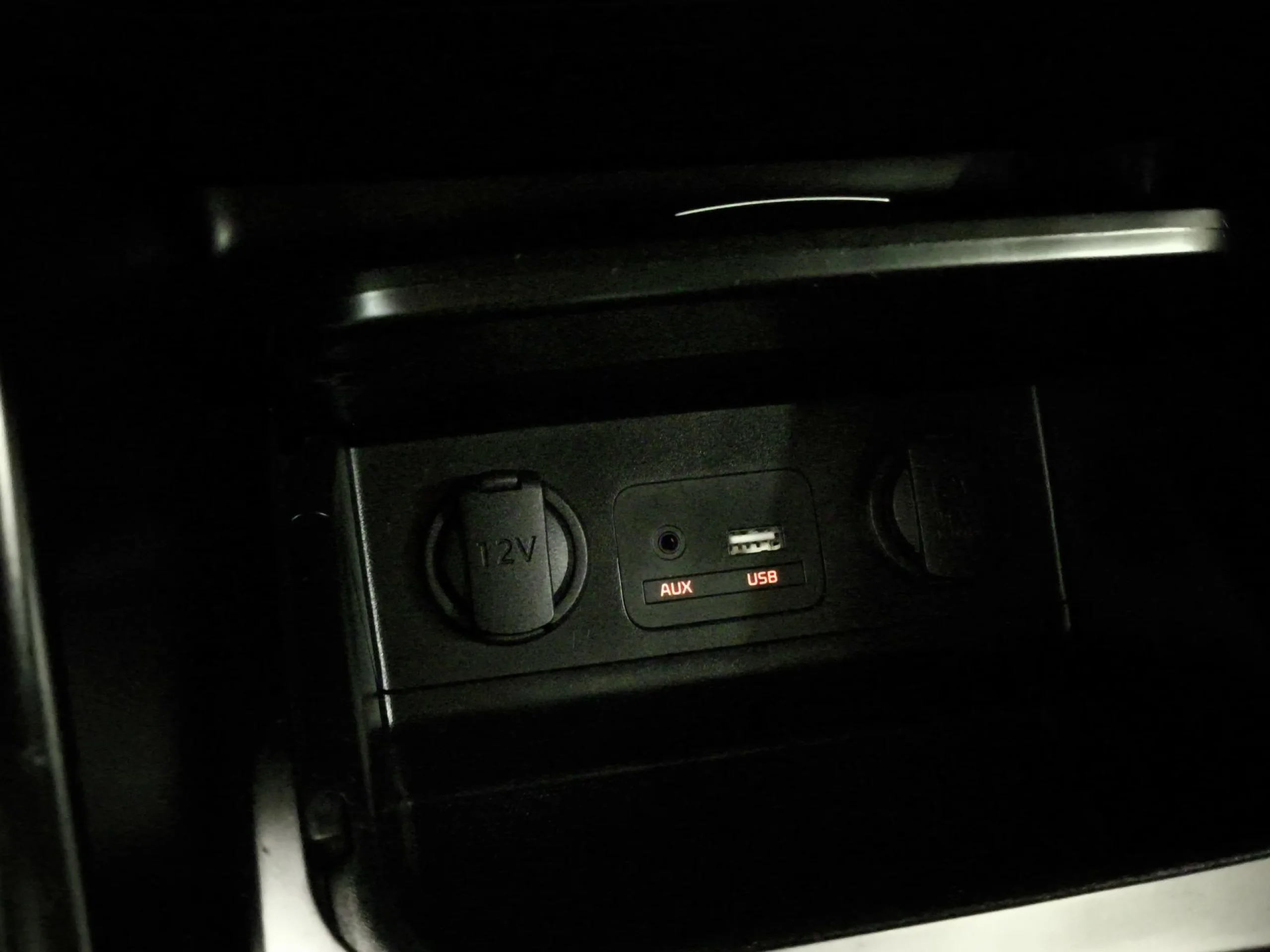 Kia Carens 1.6 GDi Drive 99 kW (135 CV) - Foto 23