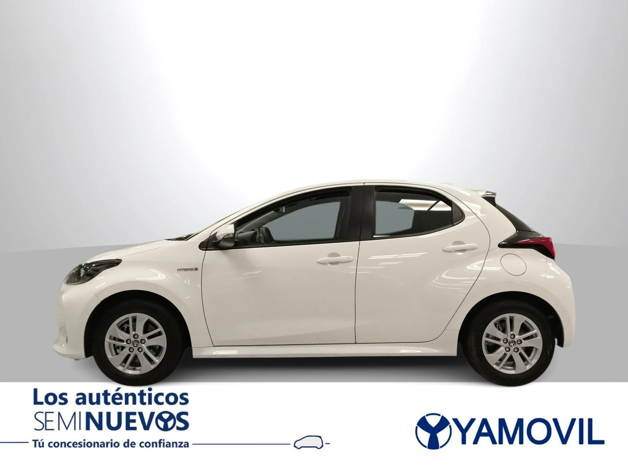 Toyota Yaris 120H Active Tech 85 kW (116 CV) - Foto 4