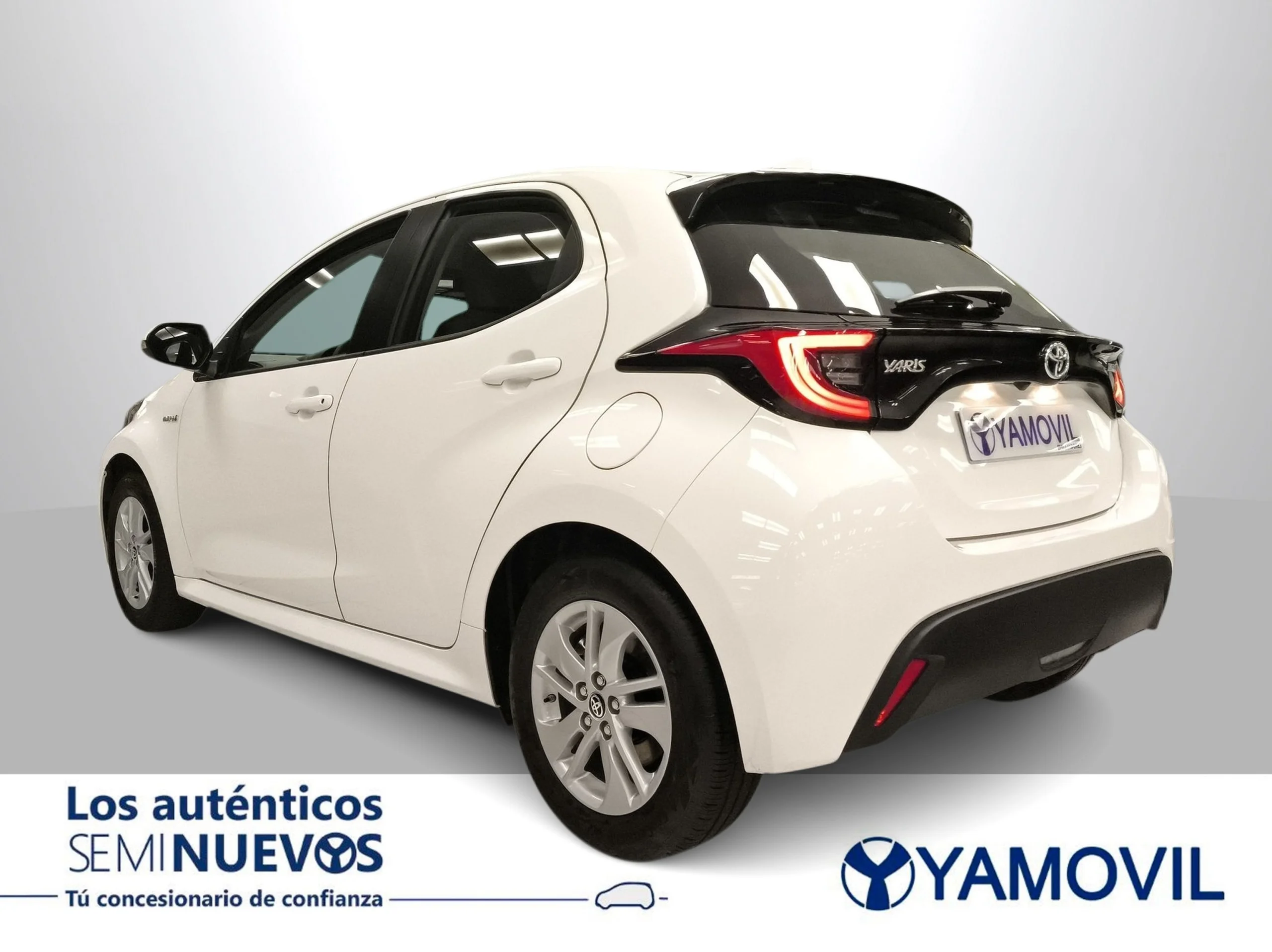 Toyota Yaris 120H Active Tech 85 kW (116 CV) - Foto 5