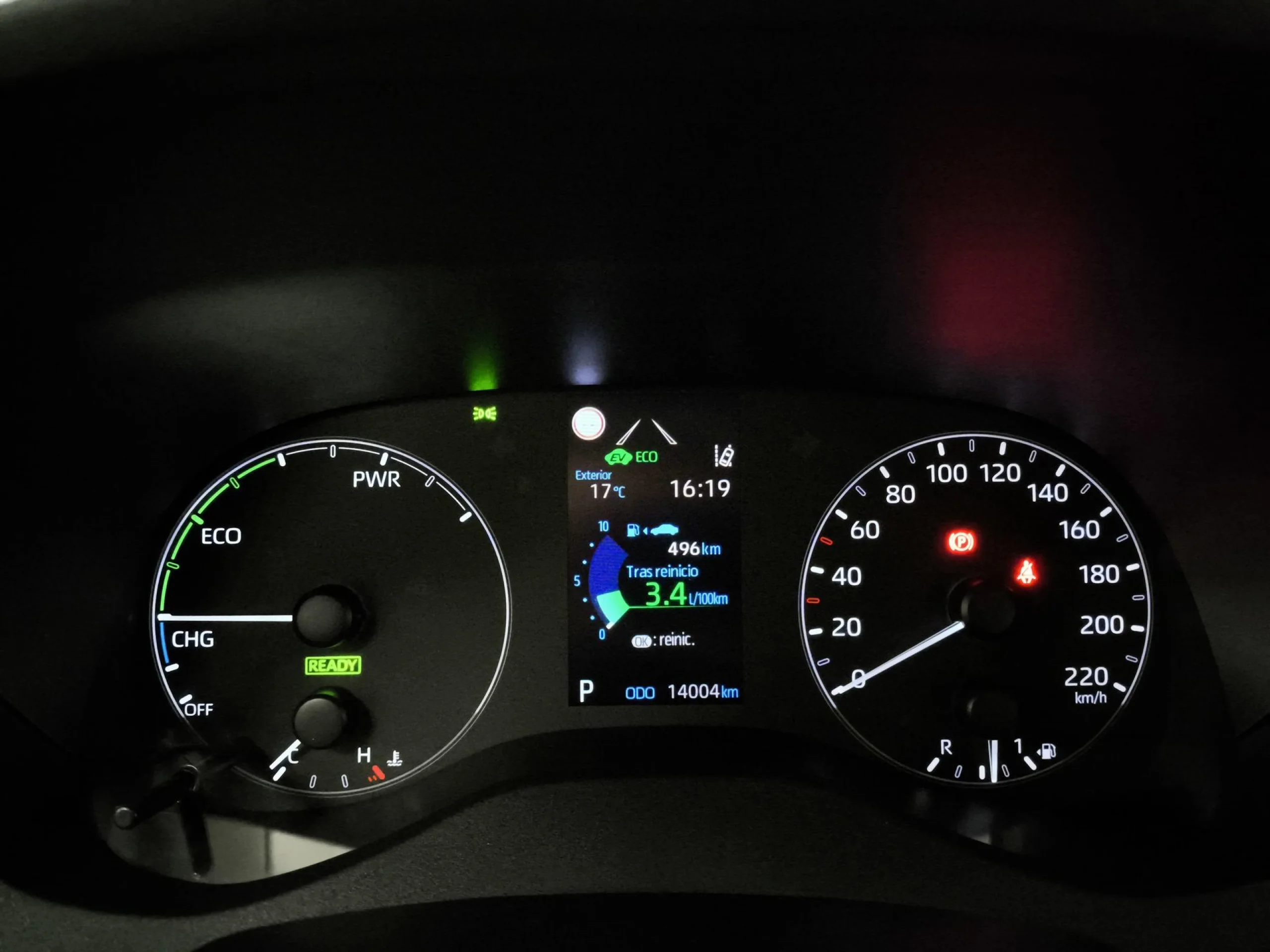 Toyota Yaris 120H Active Tech 85 kW (116 CV) - Foto 12