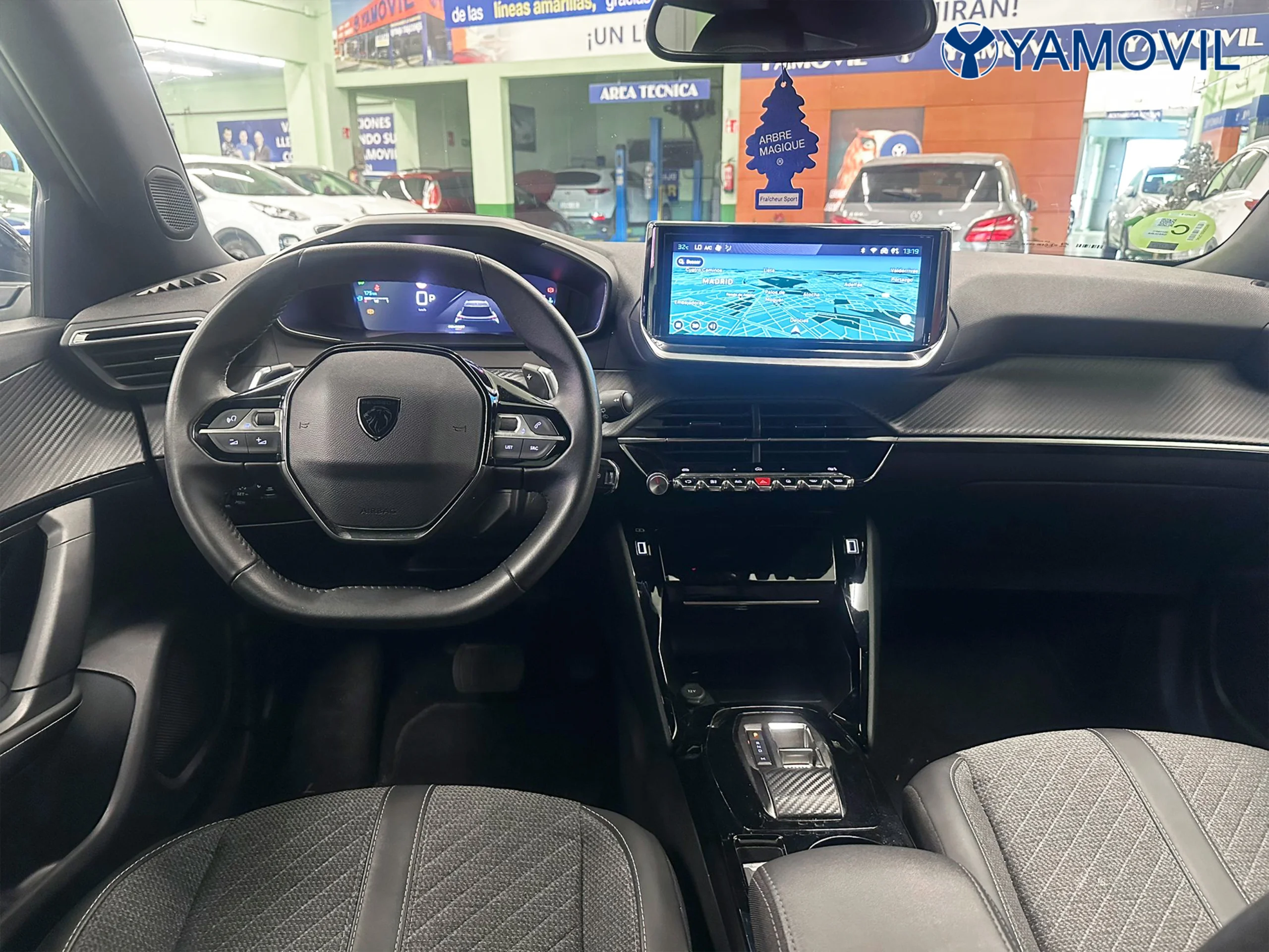 Peugeot 2008 PureTech 130 SANDS Allure EAT8 96 kW (130 CV) - Foto 5