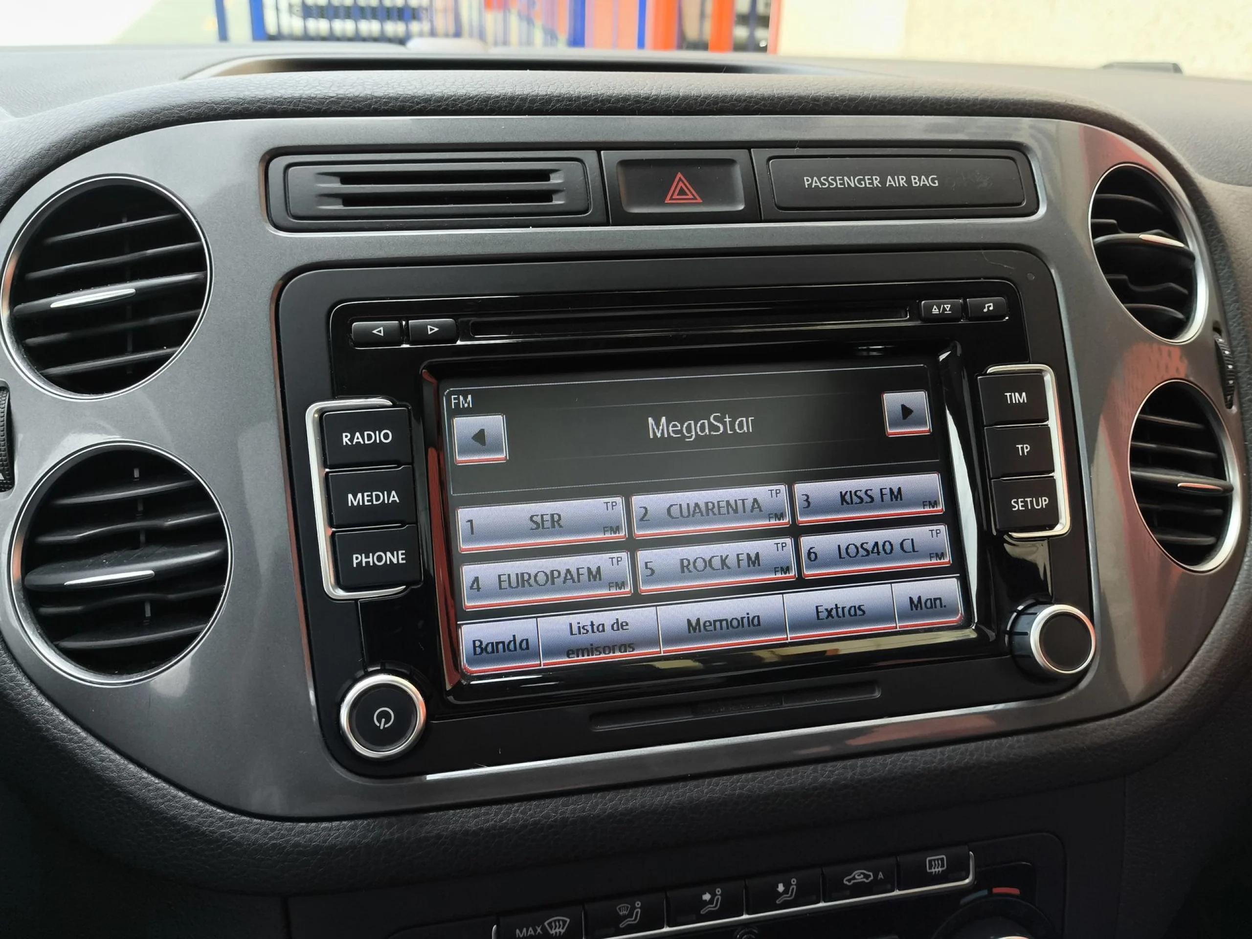 Volkswagen Tiguan T1 2.0 TDI BMT 103 kW (140 CV) - Foto 20