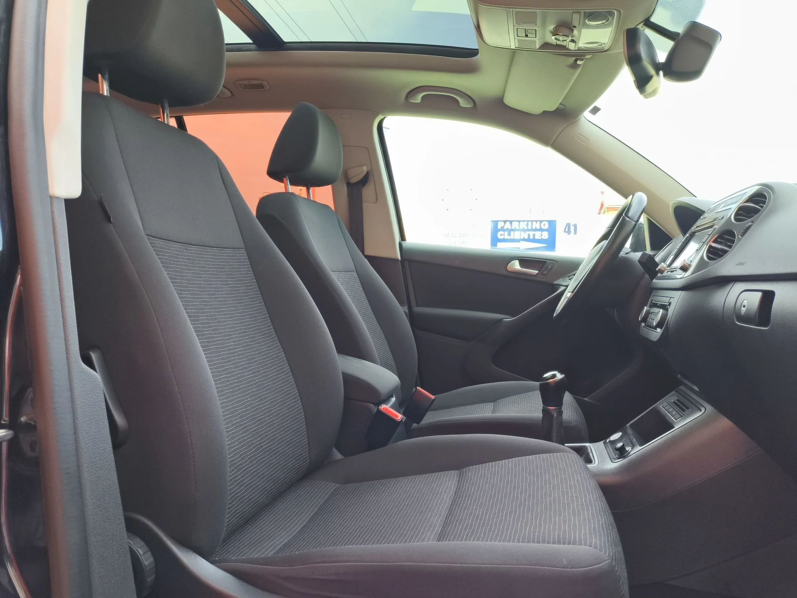 Volkswagen Tiguan T1 2.0 TDI BMT 103 kW (140 CV) - Foto 29