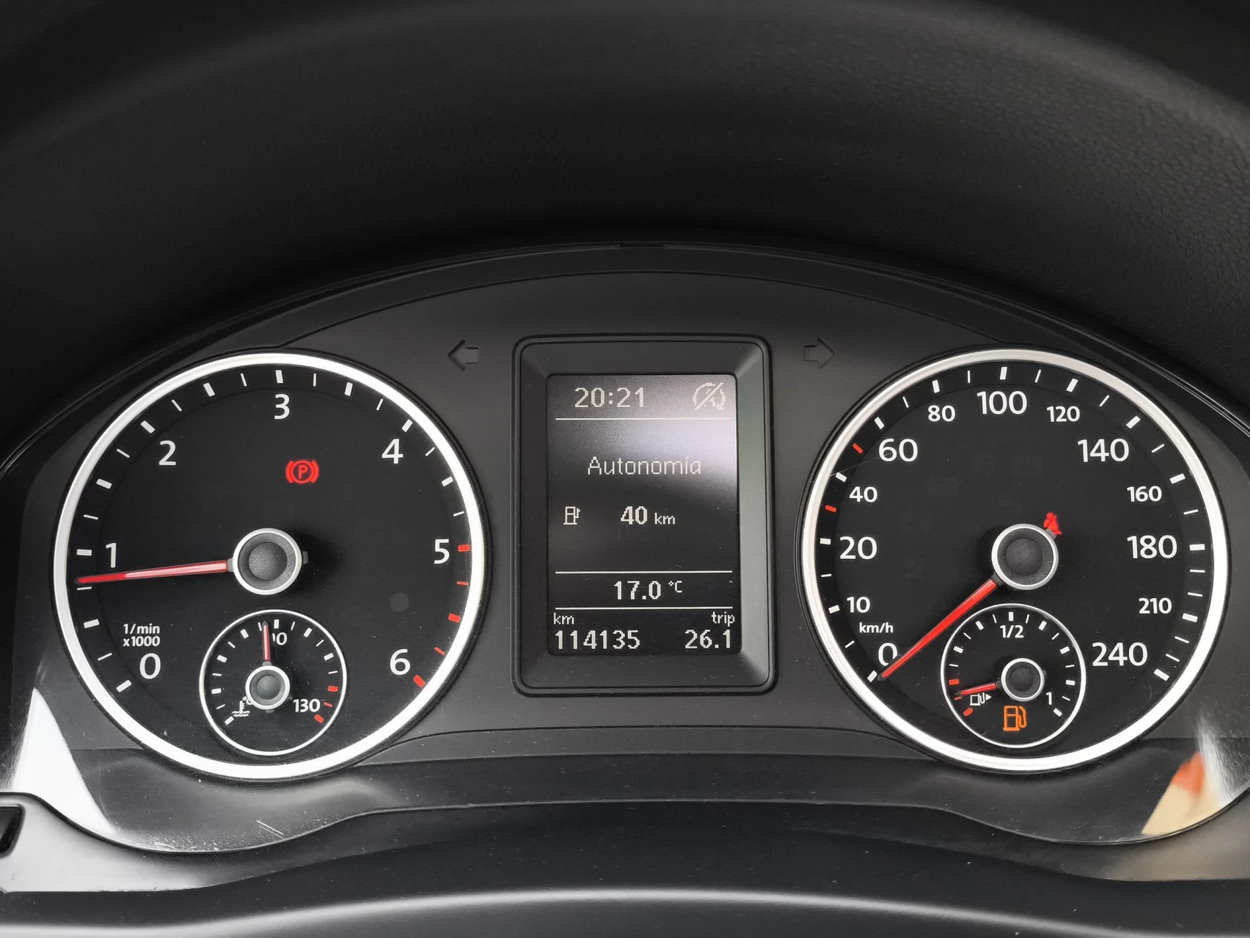 Volkswagen Tiguan T1 2.0 TDI BMT 103 kW (140 CV) - Foto 19