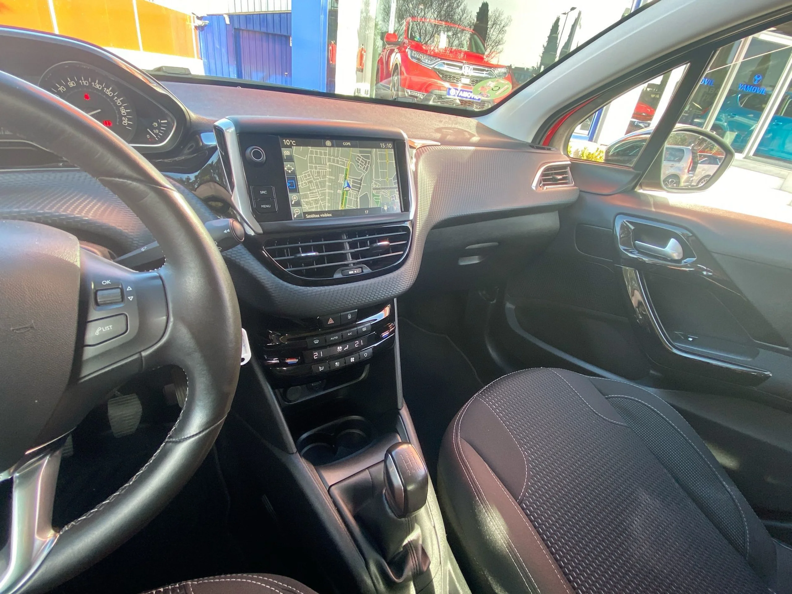 Peugeot 208 1.2 PureTech Allure 60 kW (82 CV) - Foto 18