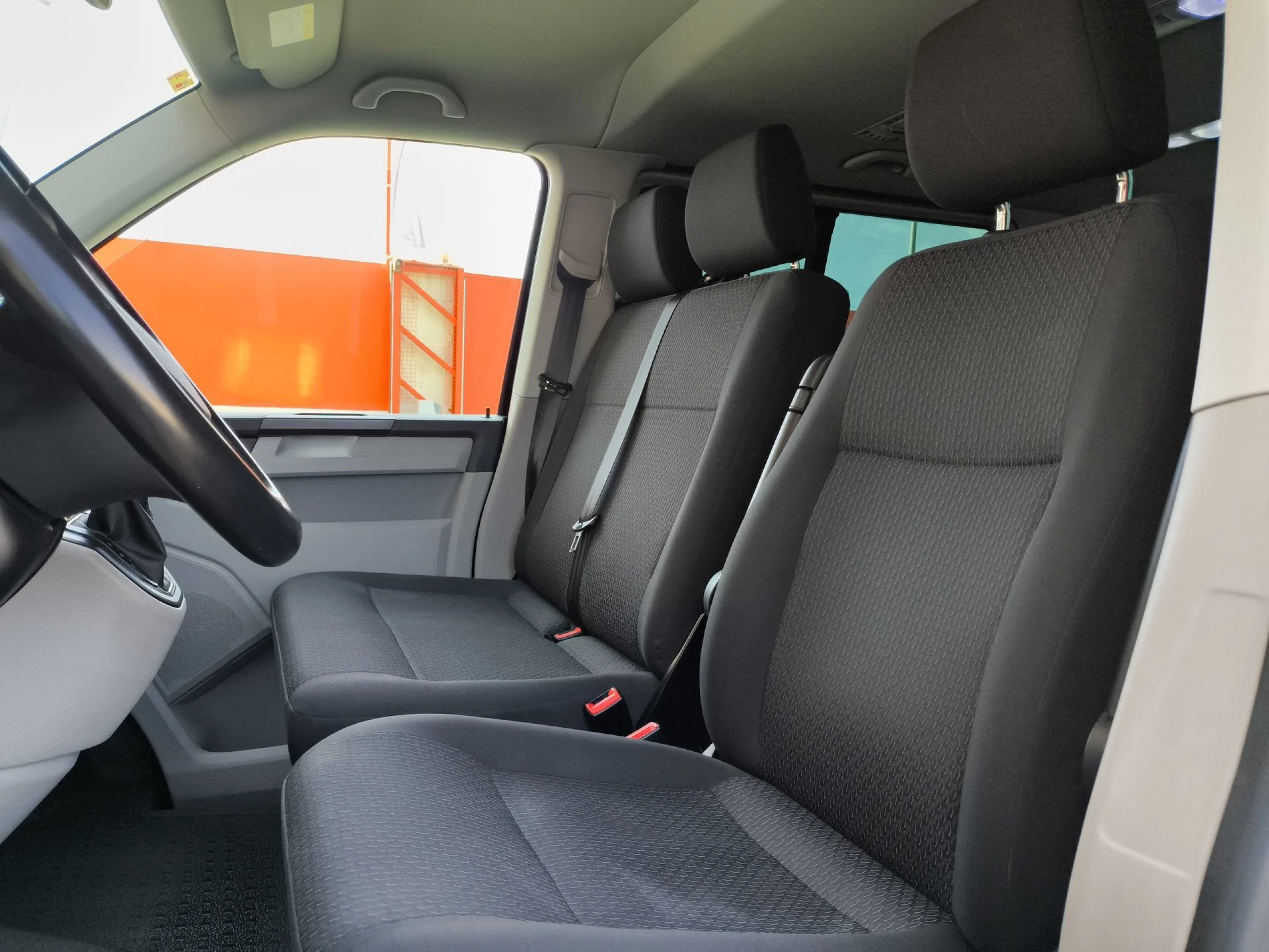 Volkswagen Caravelle Batalla Corta 2.0 TDI BMT 110 kW (150 CV) DSG - Foto 8