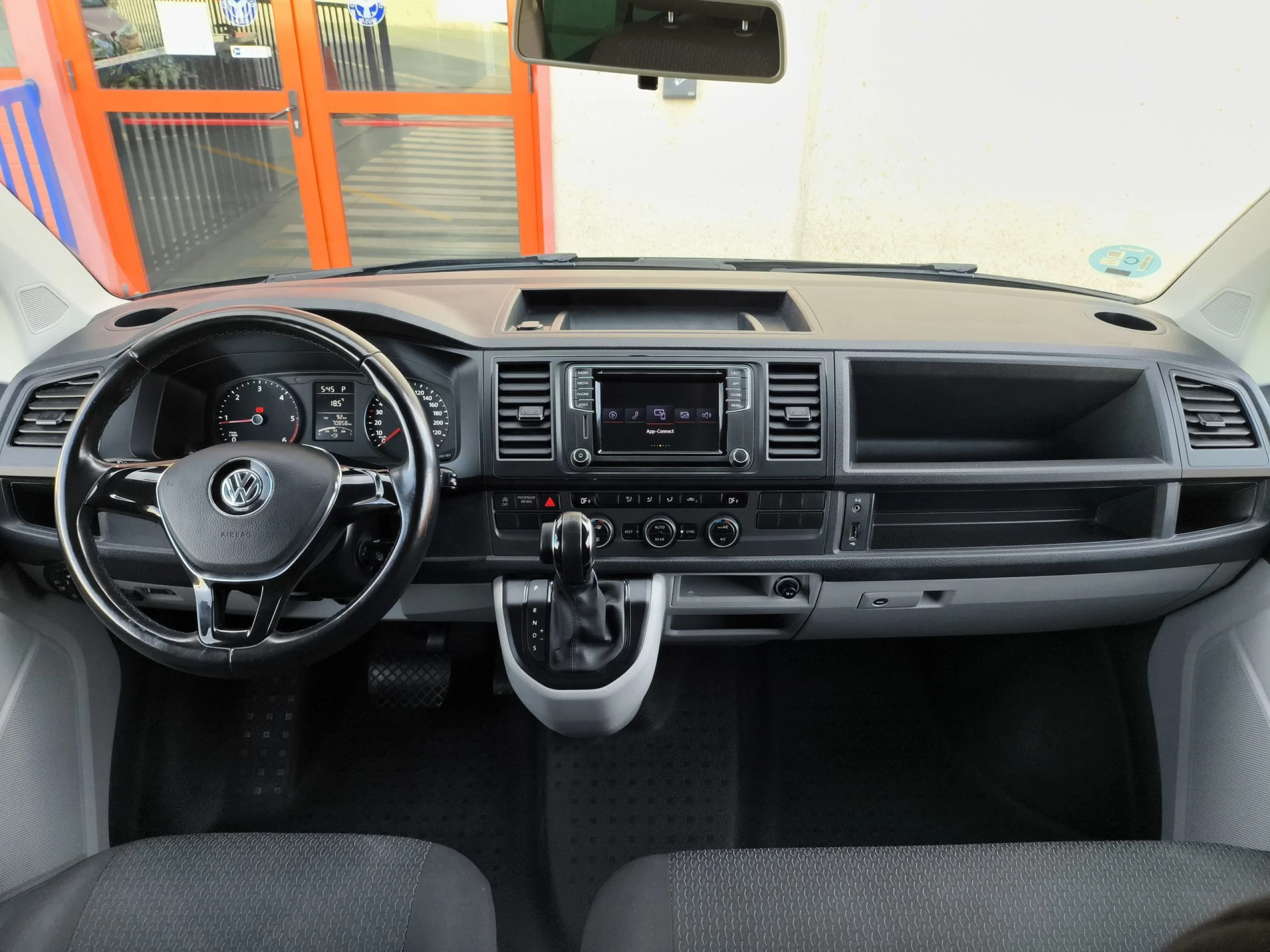 Volkswagen Caravelle Batalla Corta 2.0 TDI BMT 110 kW (150 CV) DSG - Foto 11