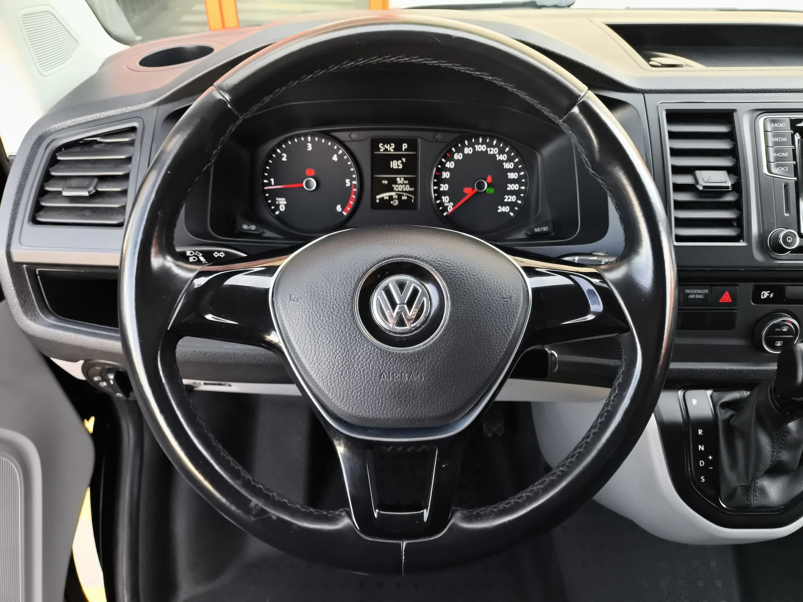 Volkswagen Caravelle Batalla Corta 2.0 TDI BMT 110 kW (150 CV) DSG - Foto 13