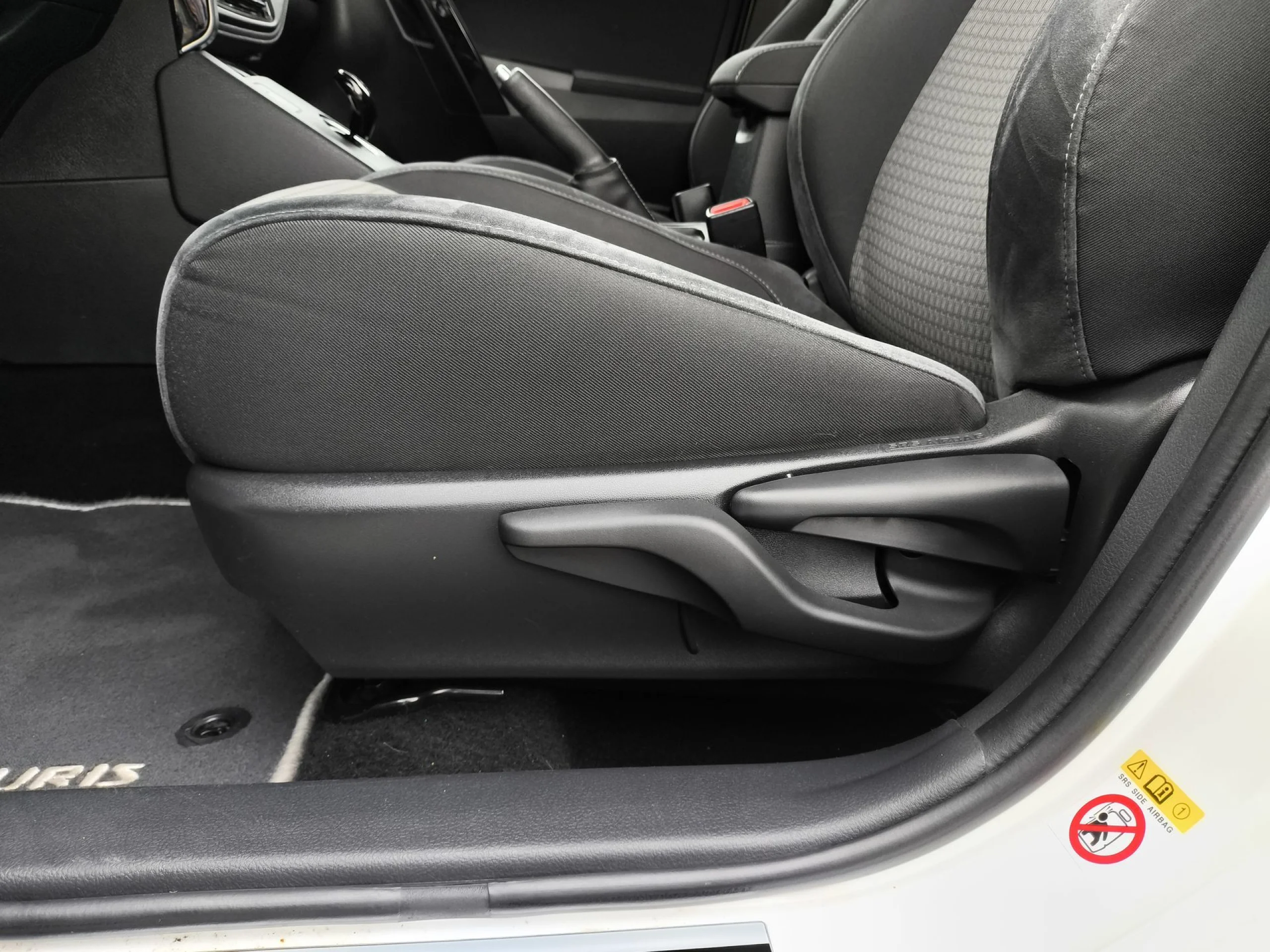 Toyota Auris 140H Hybrid Feel! Edition 100 kW (136 CV) - Foto 9