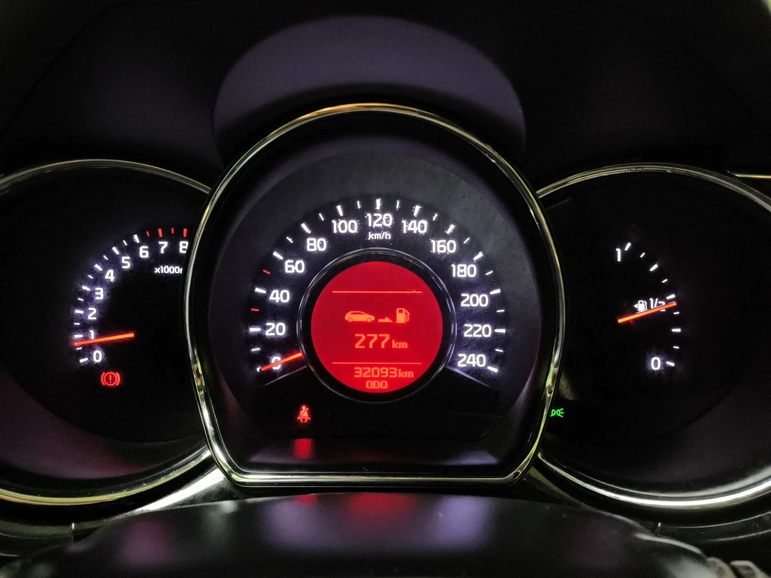 Kia Ceed 1.4 CVVT x-Tech17 74 kW (100 CV) - Foto 12