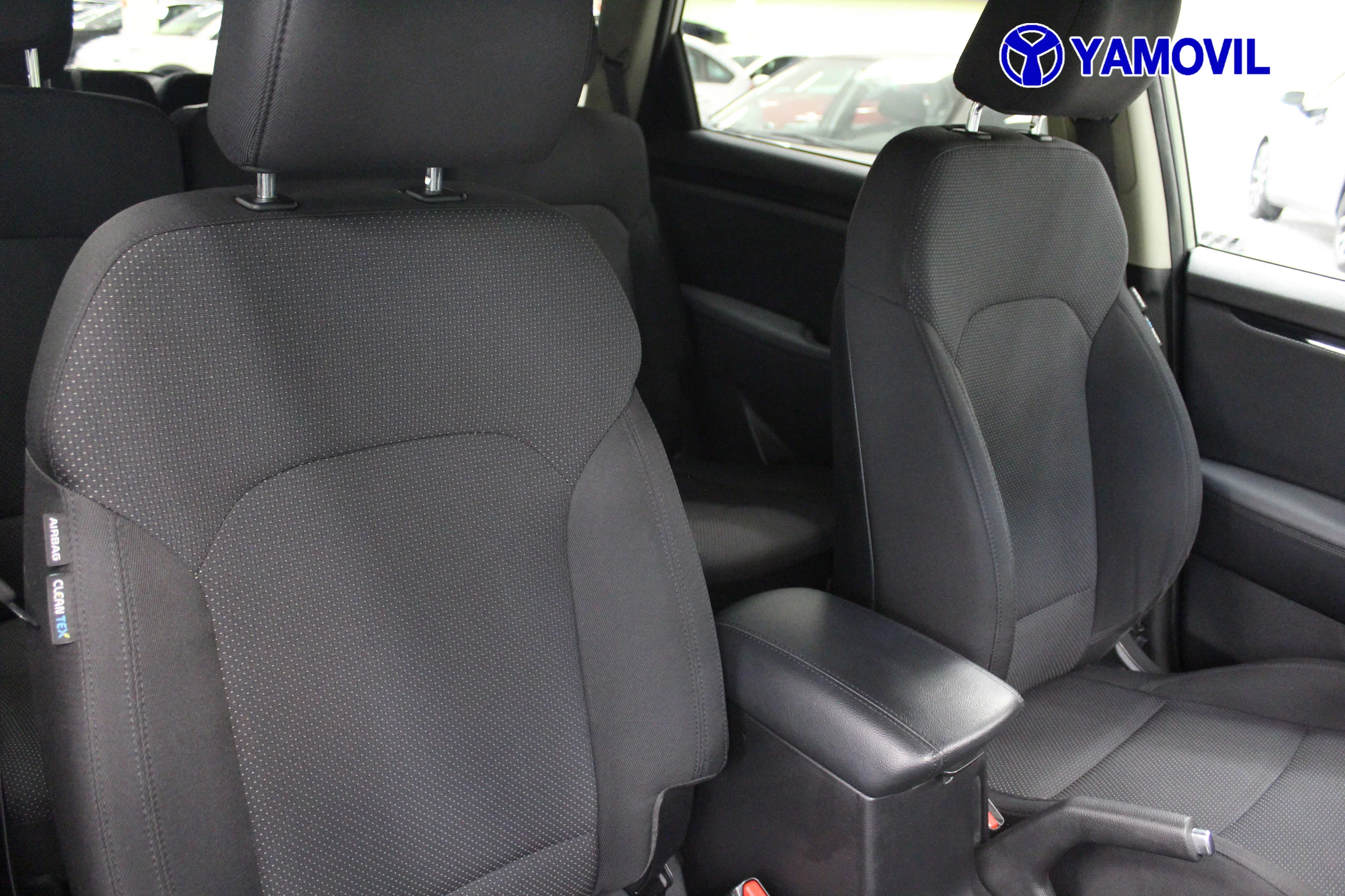 Kia Carens 1.7 XTECH EcoDynamic 7PLZ 115CV 5P. - Foto 17