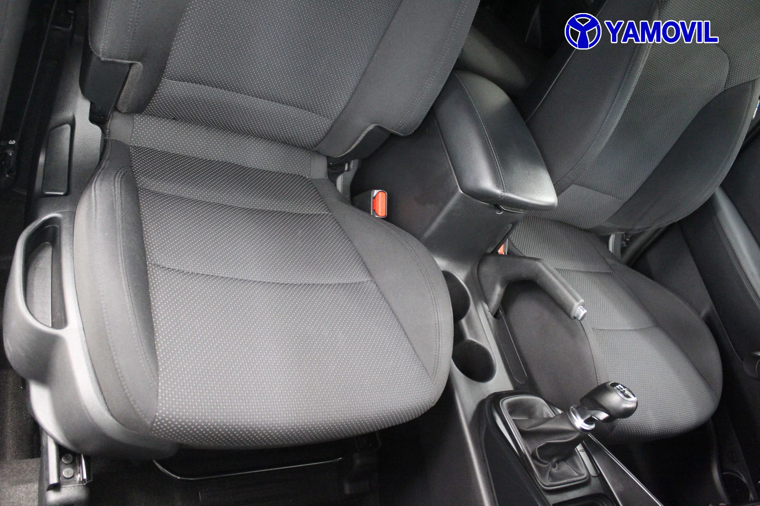 Kia Carens 1.7 XTECH EcoDynamic 7PLZ 115CV 5P. - Foto 18