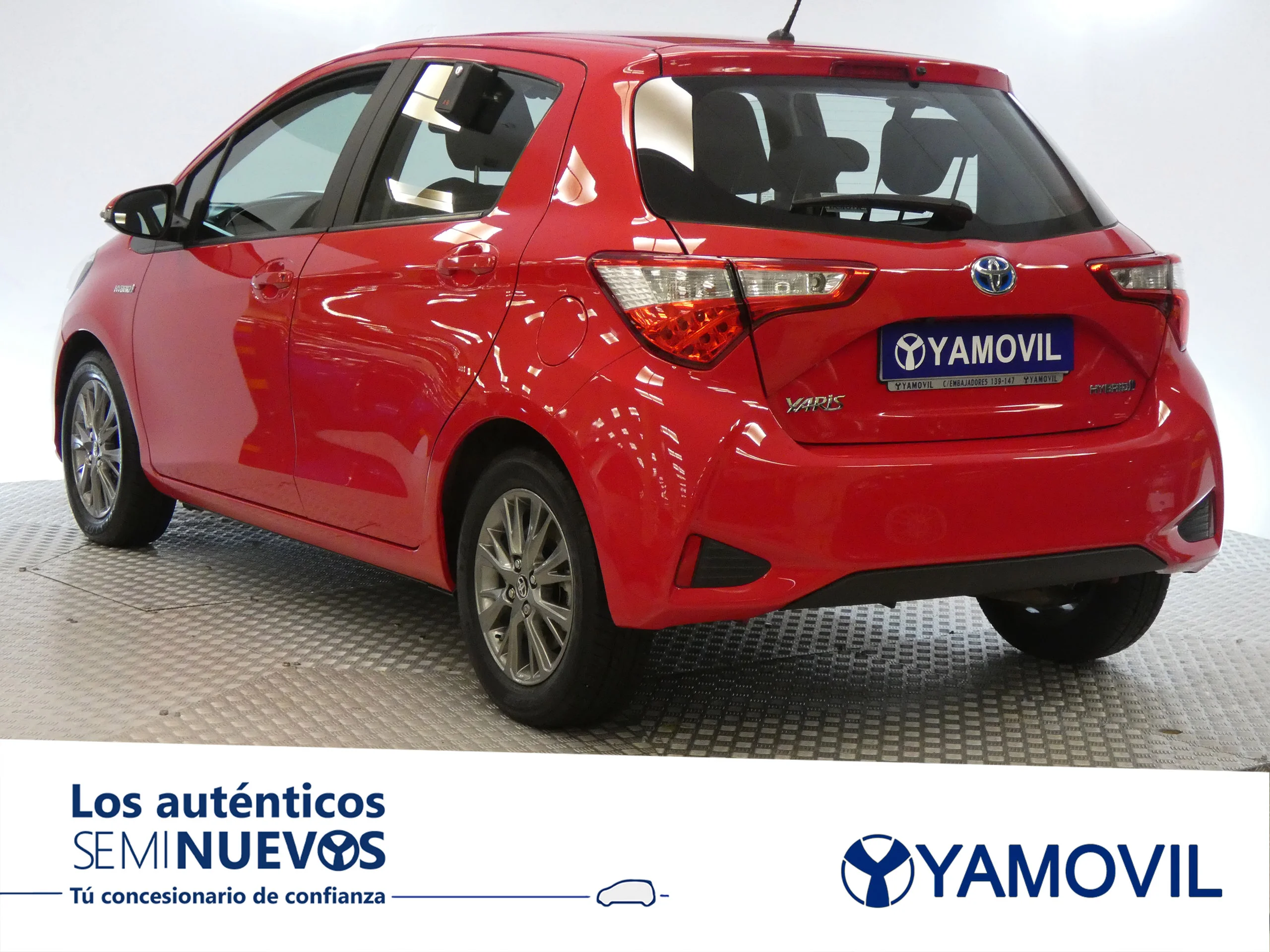Toyota Yaris 1.5 H ACTIVE 5P - Foto 4
