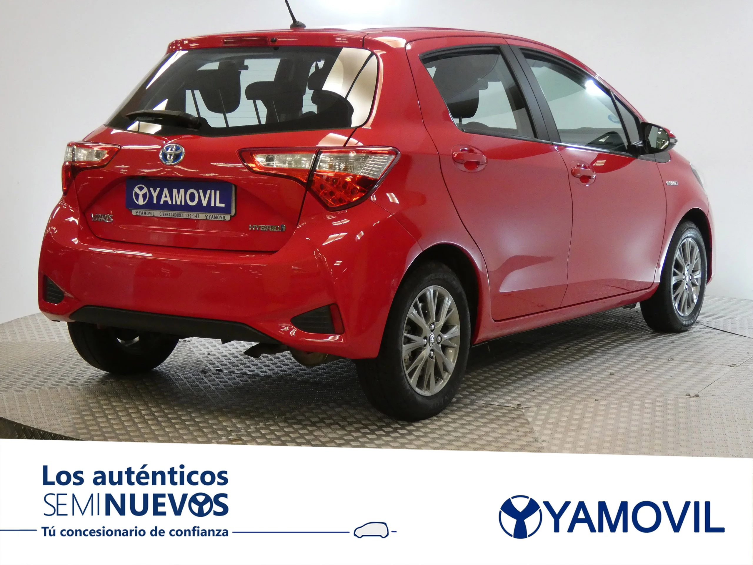 Toyota Yaris 1.5 H ACTIVE 5P - Foto 6