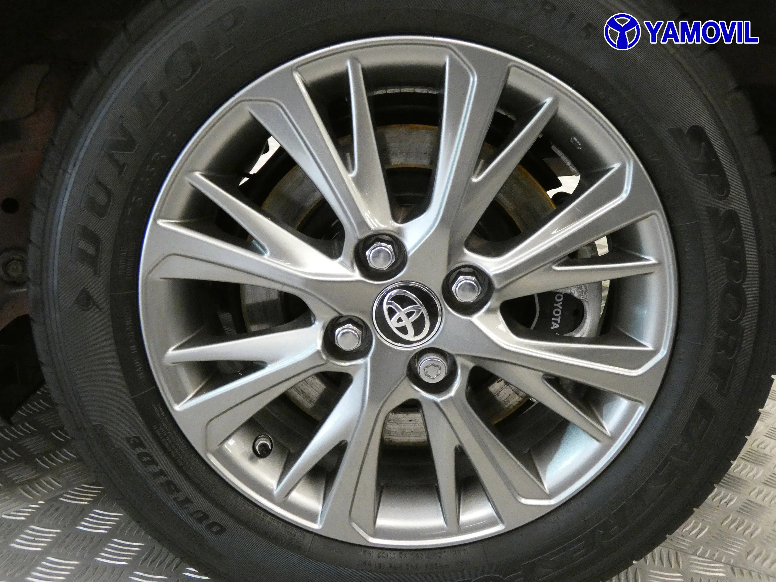 Toyota Yaris 1.5 H ACTIVE 5P - Foto 11