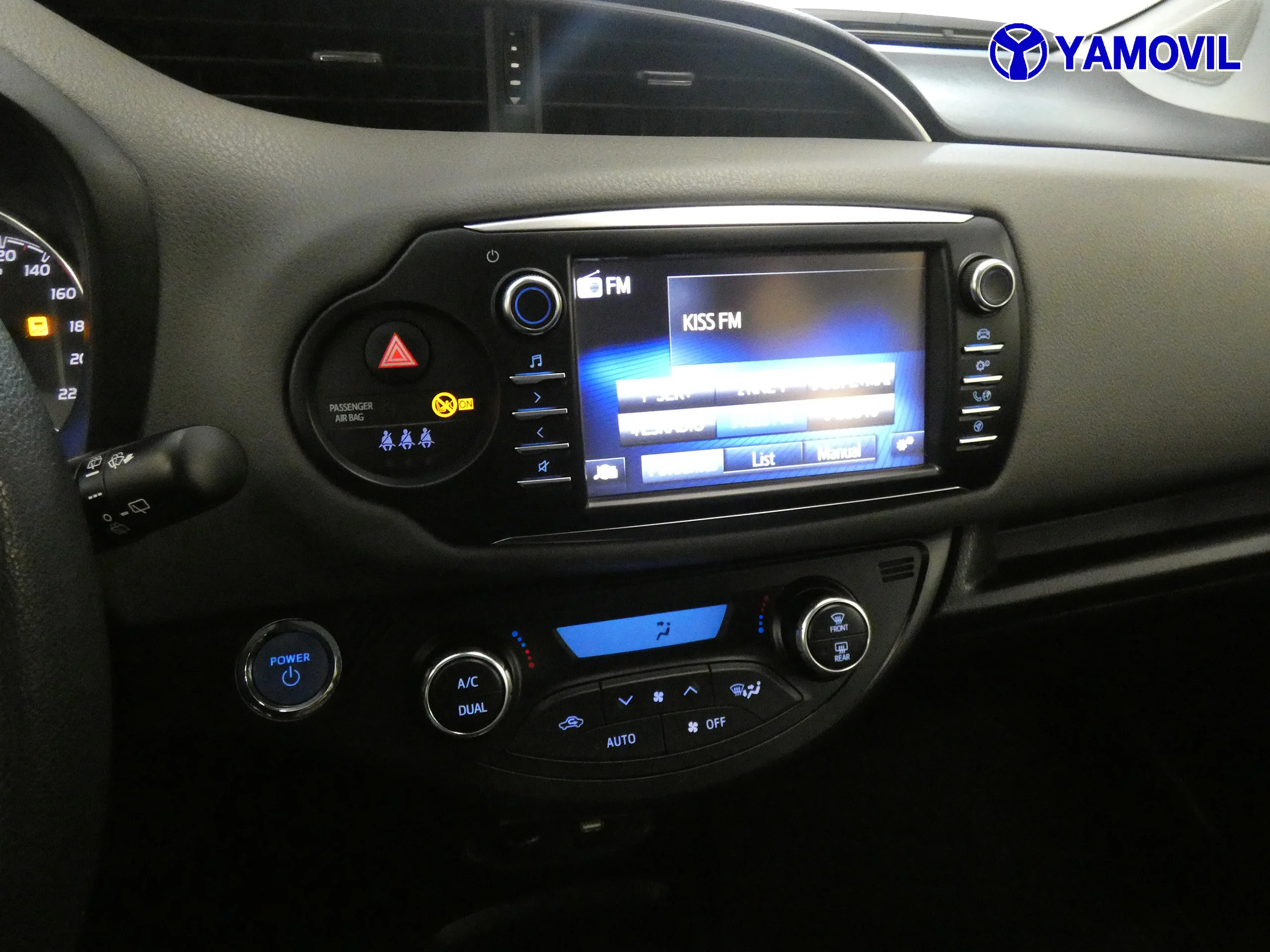 Toyota Yaris 1.5 H ACTIVE 5P - Foto 21
