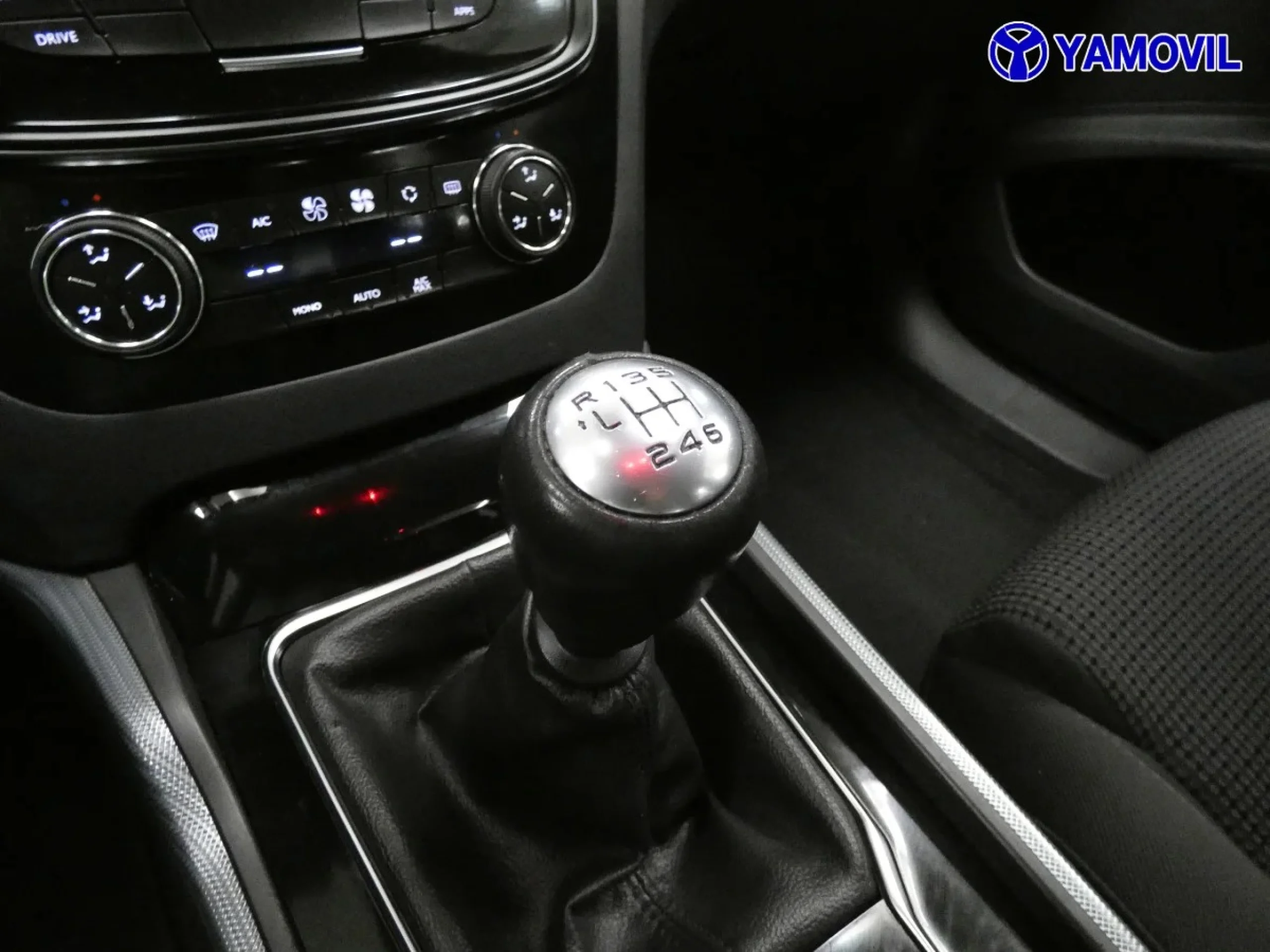 Peugeot 508 1.6 THP SANDS Active 121 kW (165 CV) - Foto 28