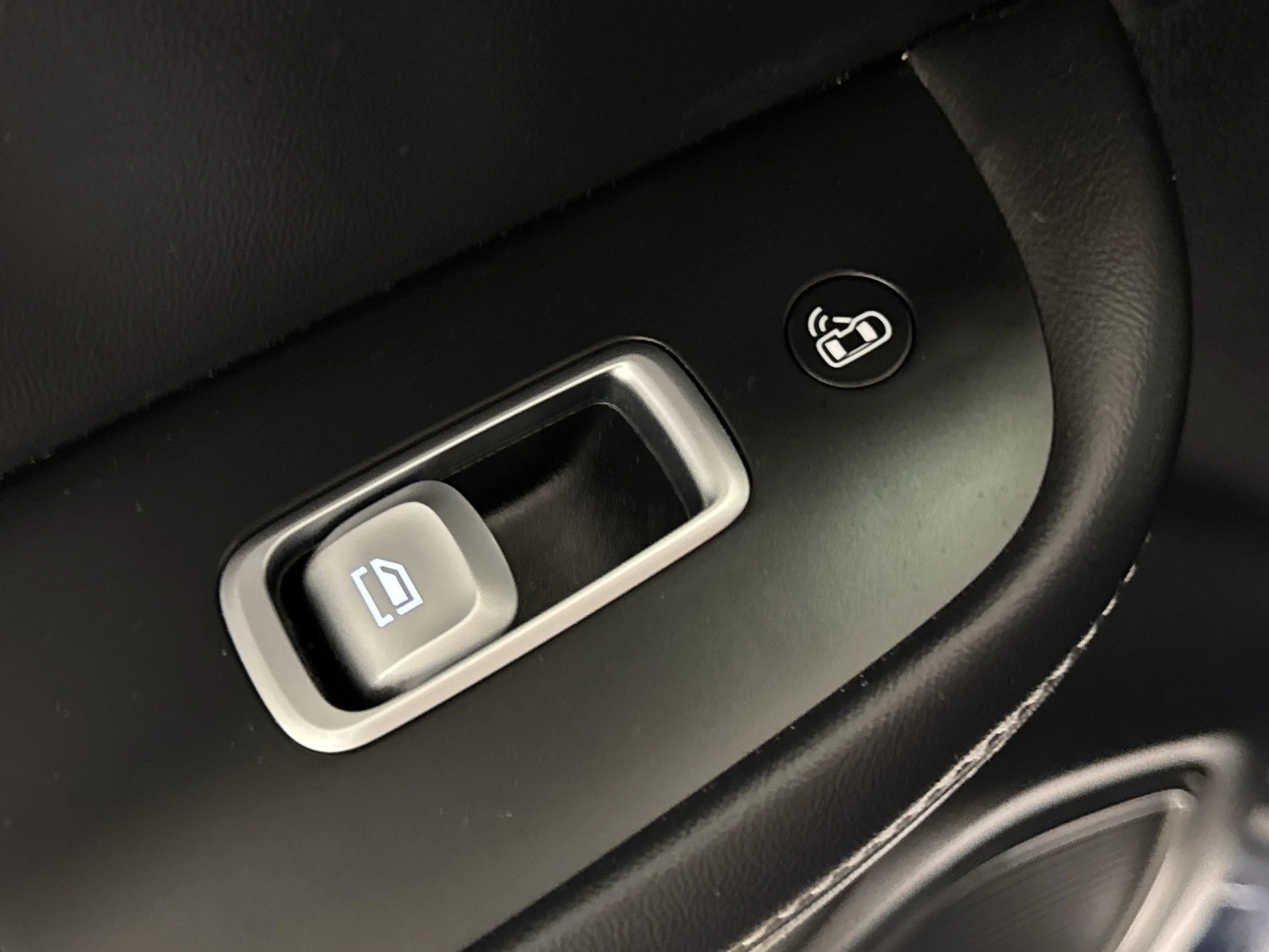 MG Marvel R 70kWh Luxury 132 kW (180 CV) - Foto 32