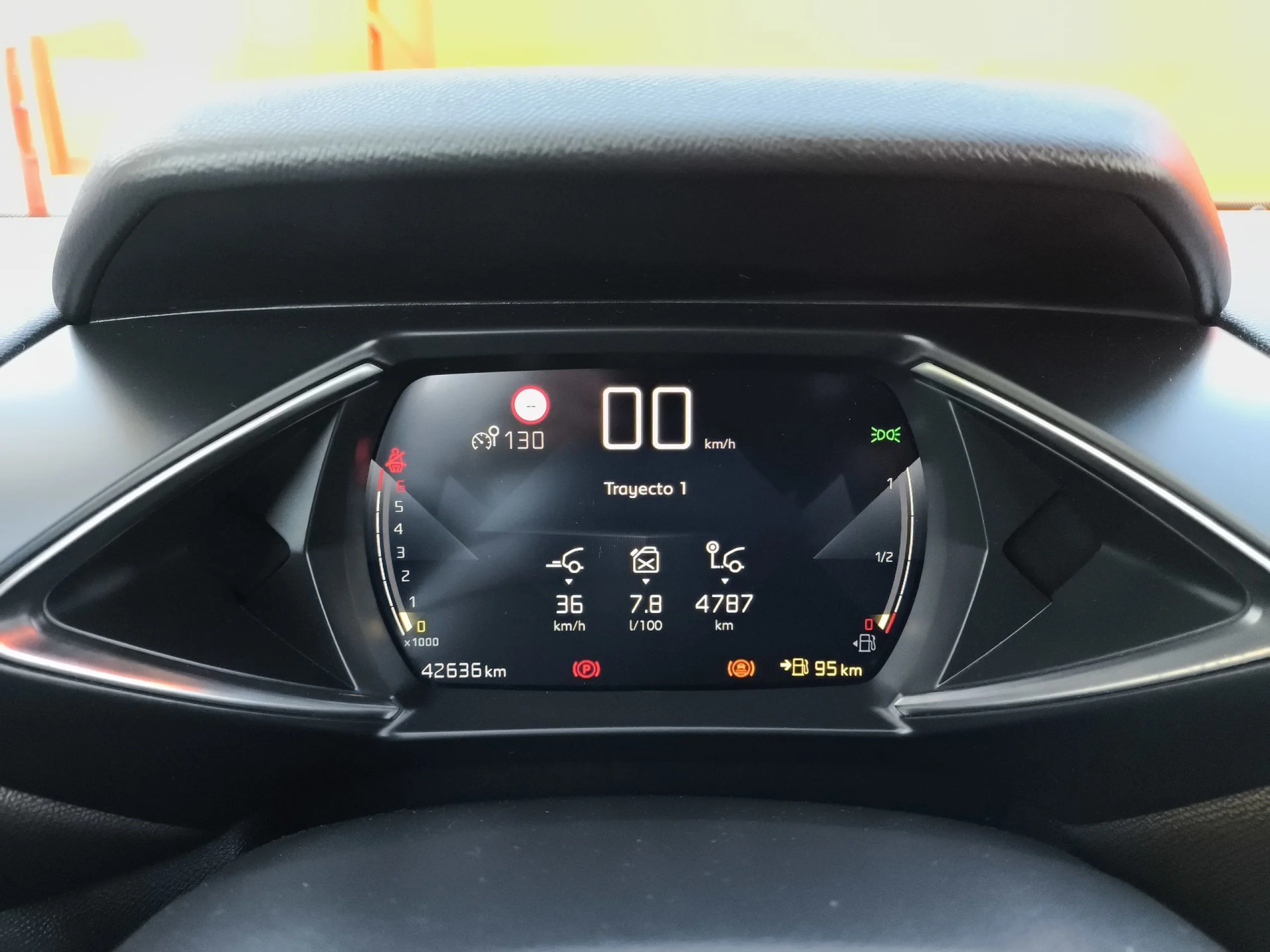 DS DS3 Crossback PureTech 100 So Chic 73 kW (100 CV) - Foto 12