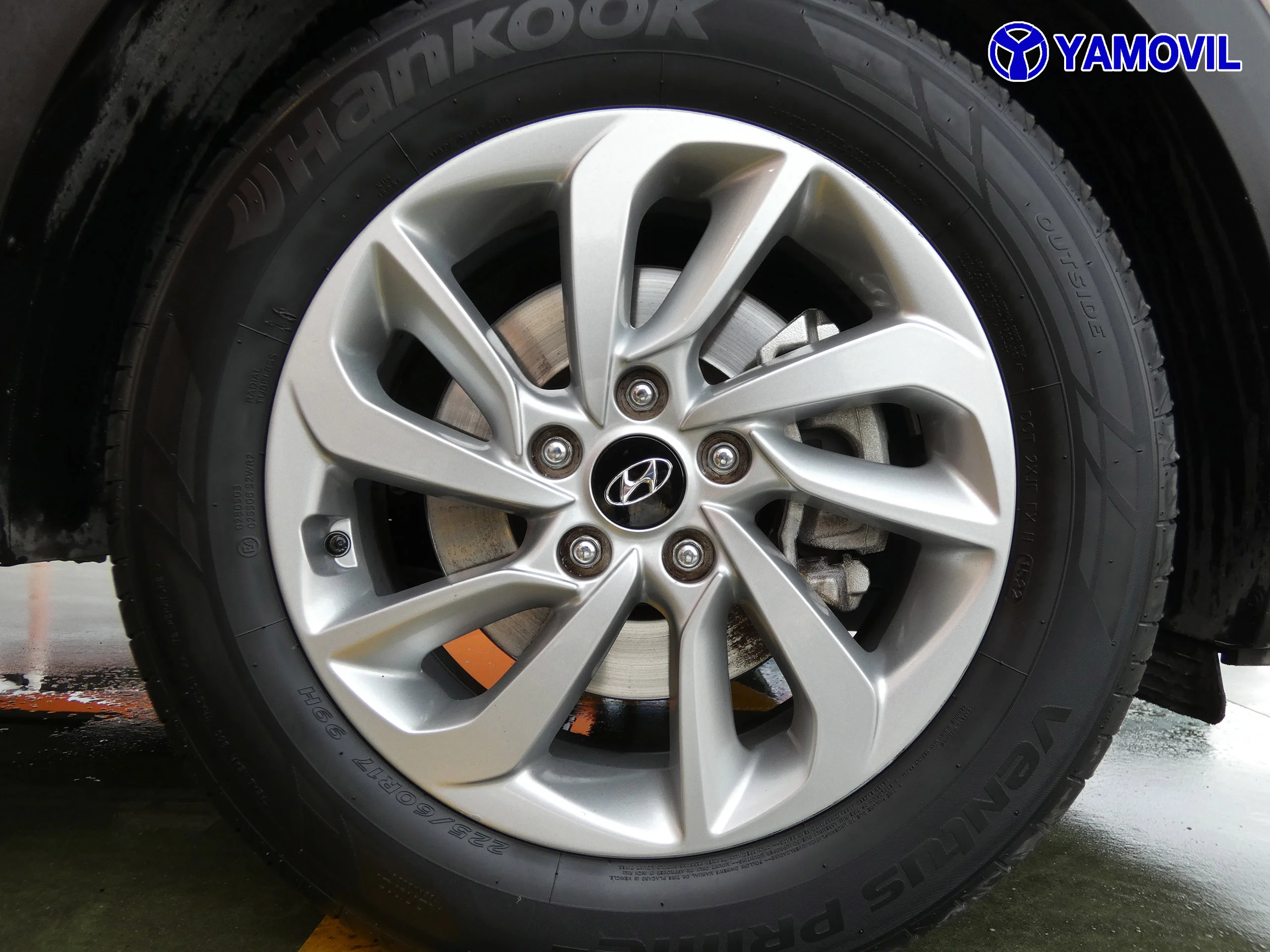 Hyundai Tucson 1.7 CRDI 25 ANIVERSARIO PACK TECHO+NAVI 4X2 - Foto 5