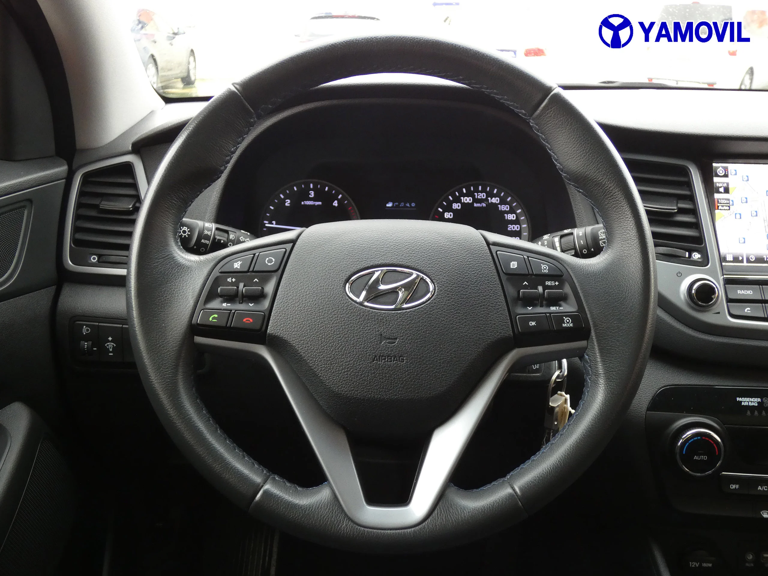 Hyundai Tucson 1.7 CRDI 25 ANIVERSARIO PACK TECHO+NAVI 4X2 - Foto 15