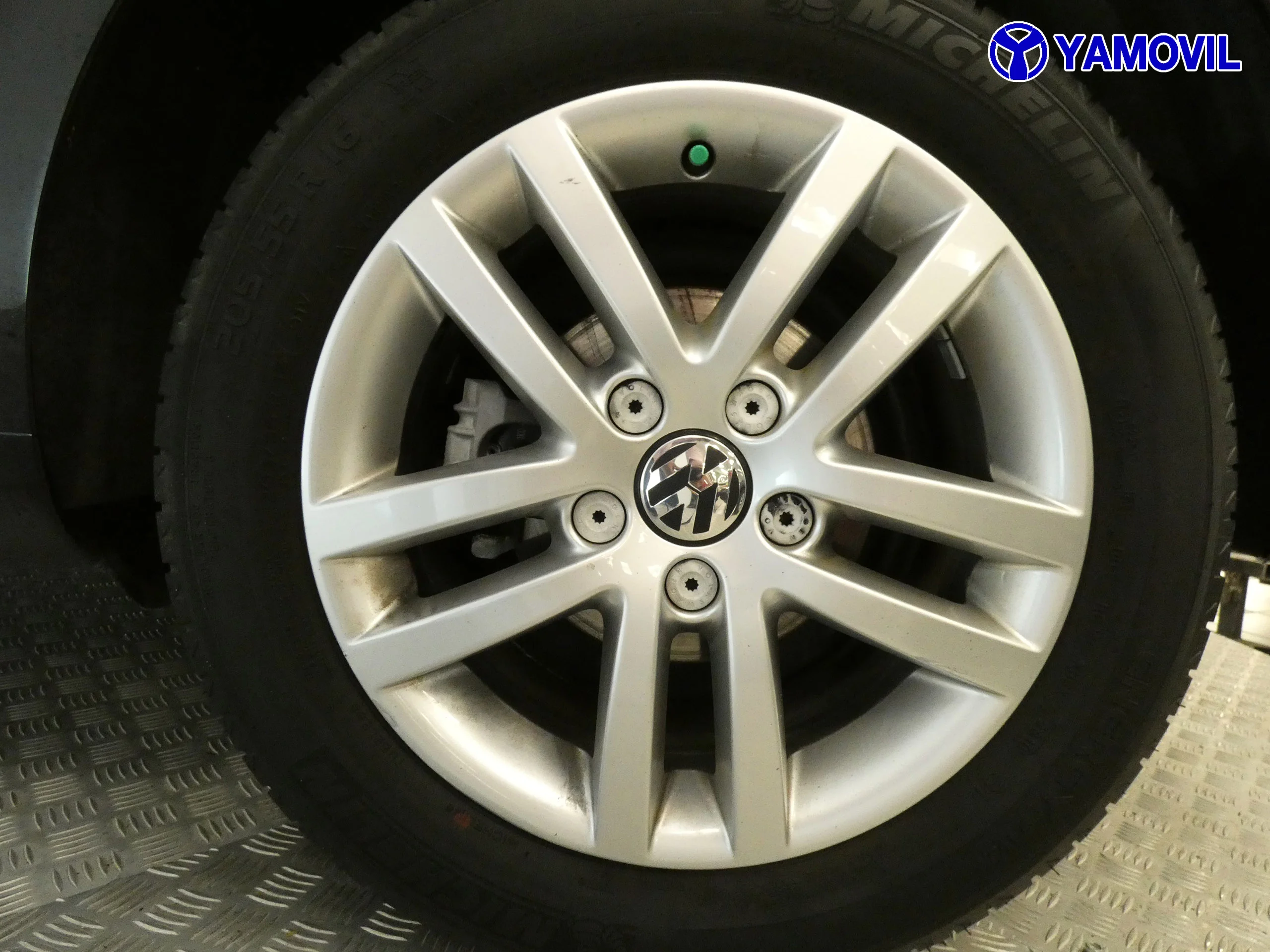 Volkswagen Golf 1.6 TDI SPORT 5P - Foto 16