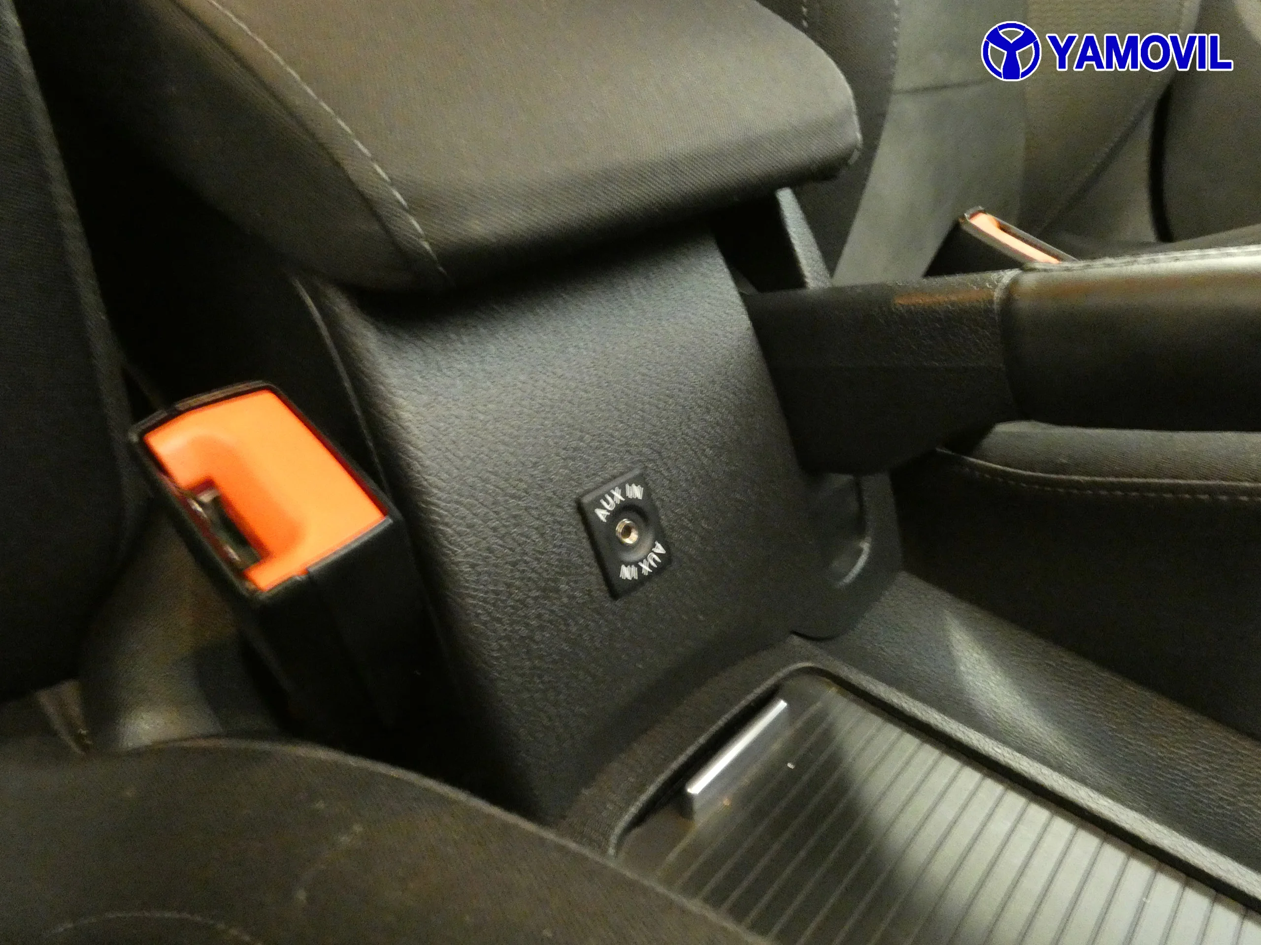 Volkswagen Golf 1.6 TDI SPORT 5P - Foto 34