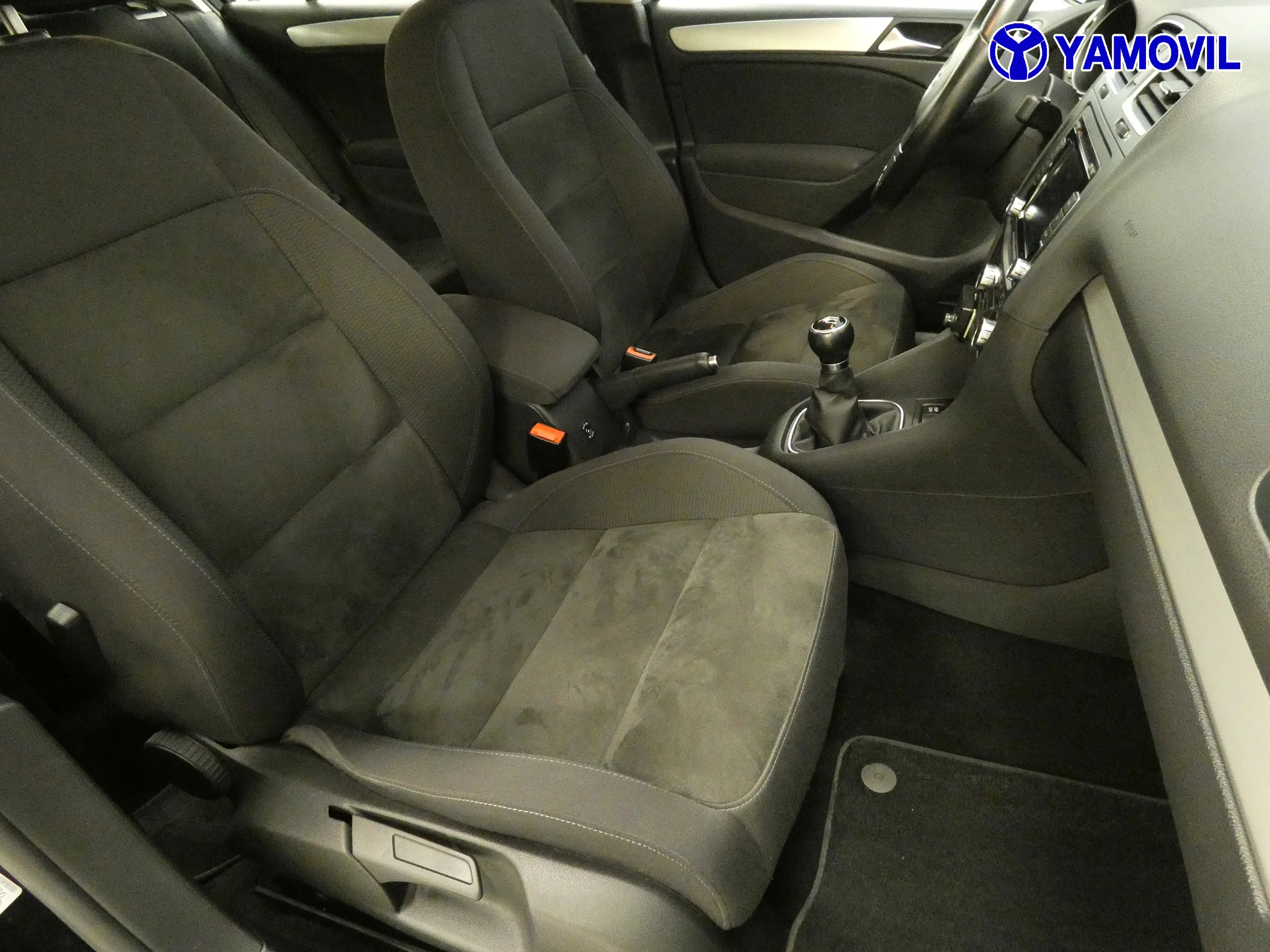 Volkswagen Golf 1.6 TDI SPORT 5P - Foto 20