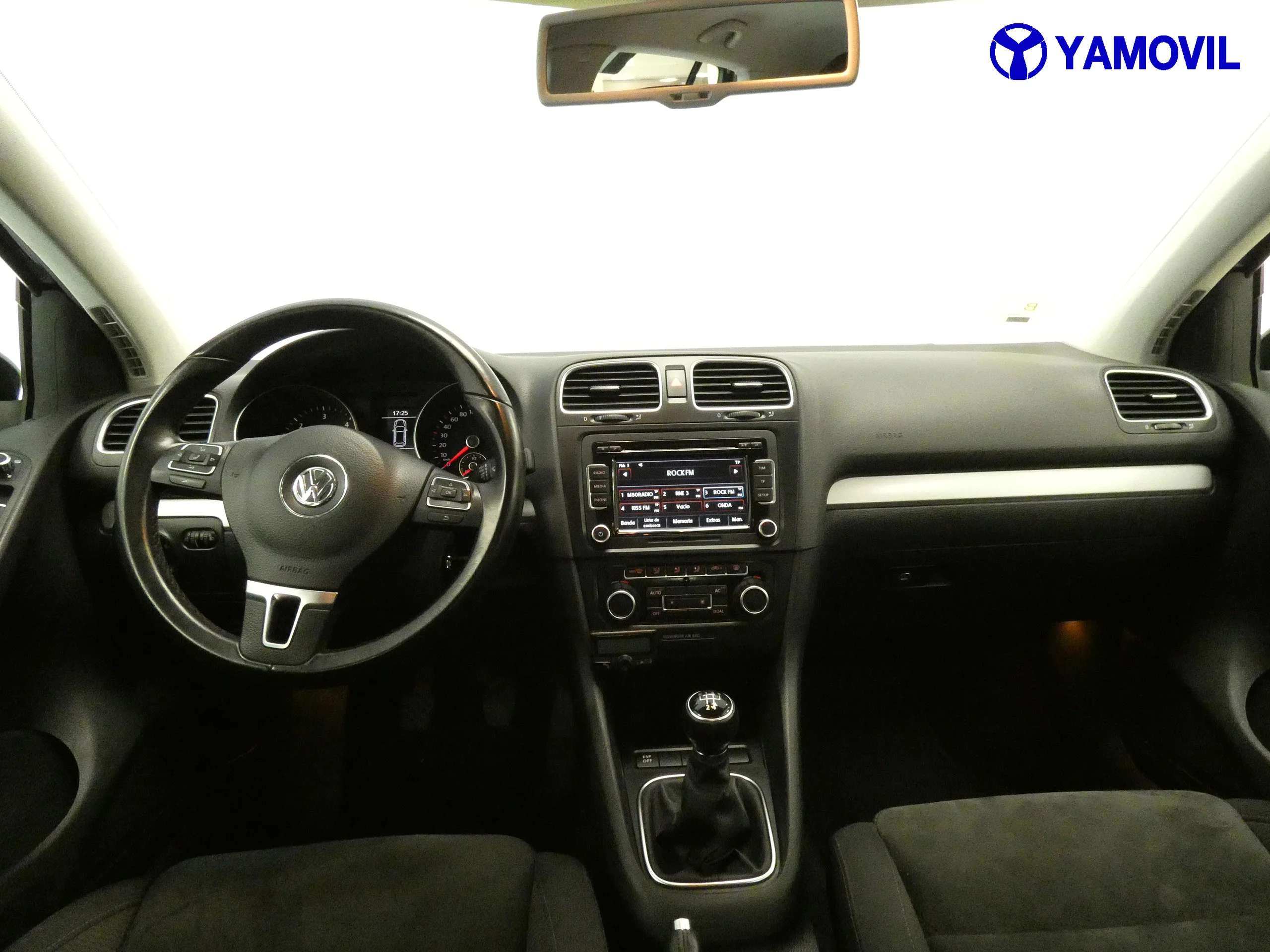 Volkswagen Golf 1.6 TDI SPORT 5P - Foto 23