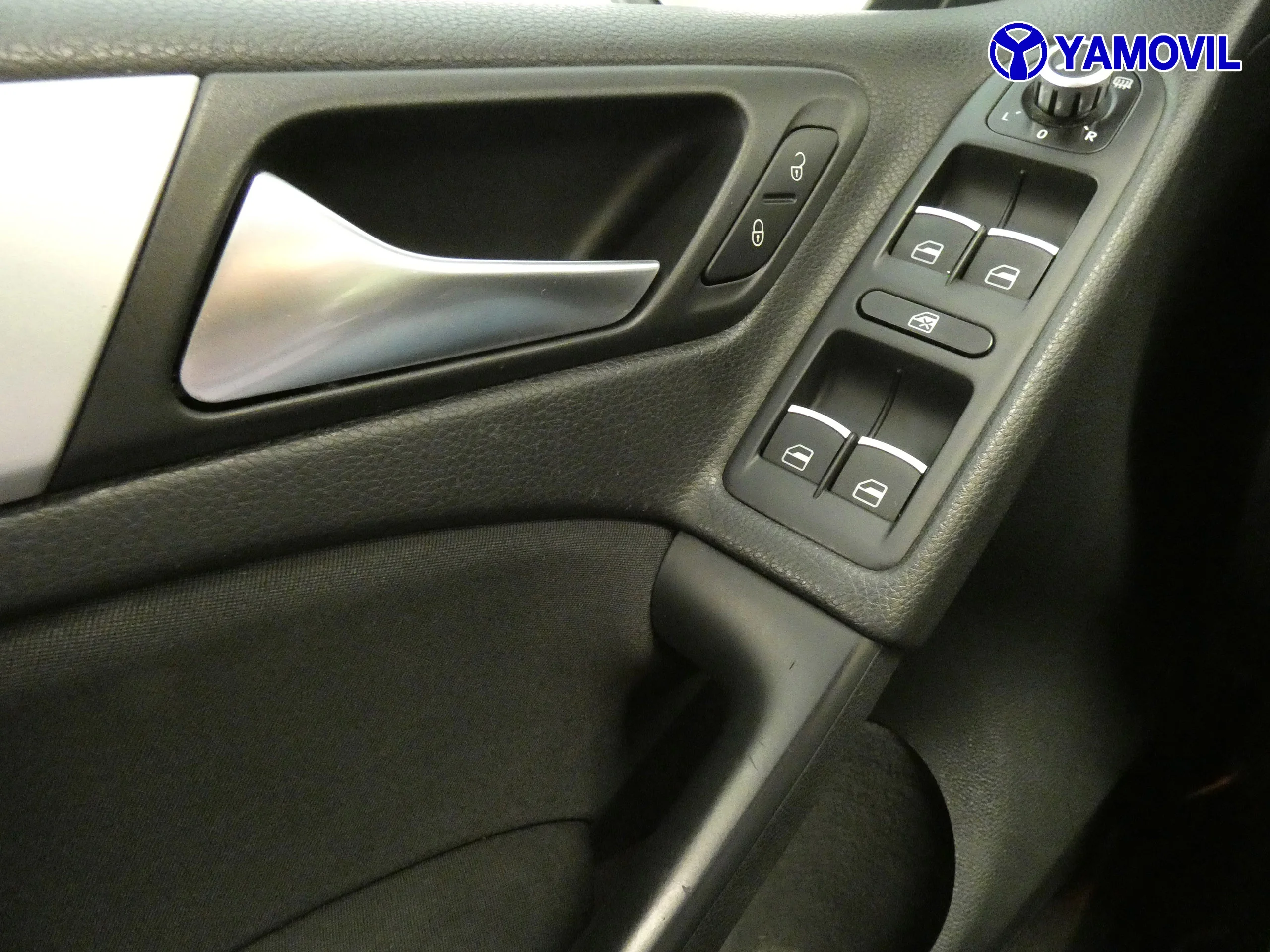 Volkswagen Golf 1.6 TDI SPORT 5P - Foto 48