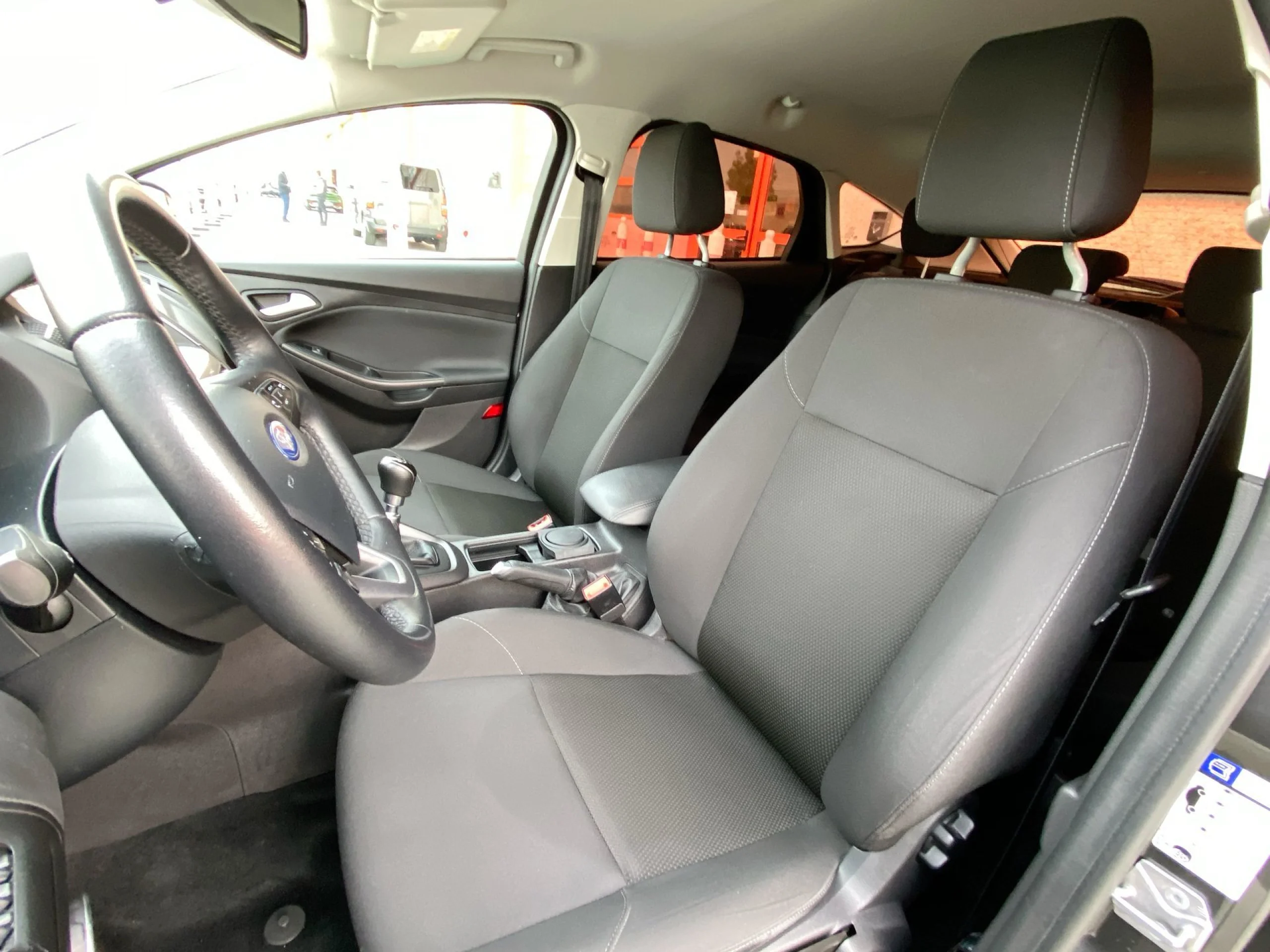 Ford Focus 1.0 Ecoboost SANDS Trend+ 92 kW (125 CV) - Foto 8