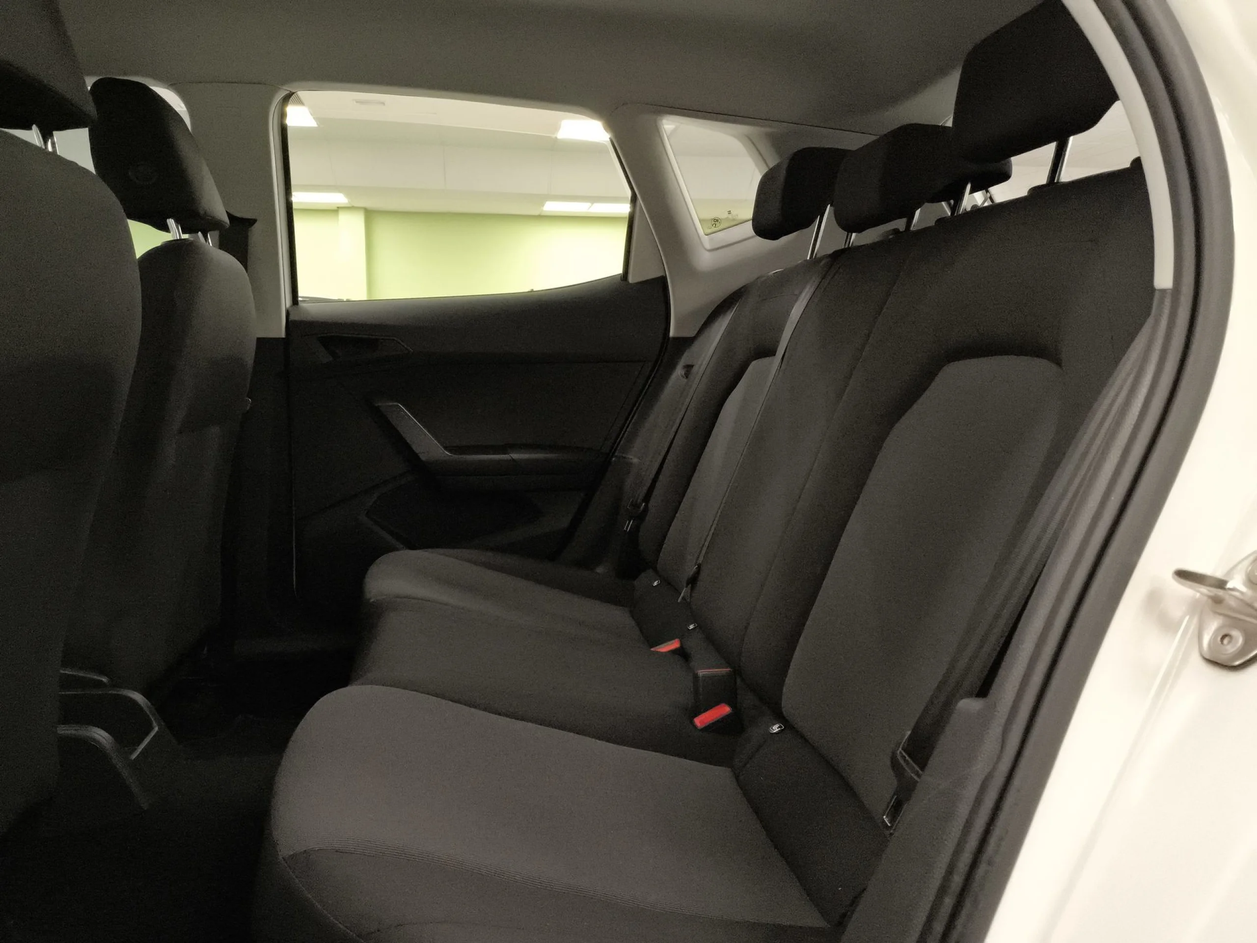 Seat Arona 1.0 TSI Ecomotive Reference Plus 70 kW (95 CV) - Foto 18