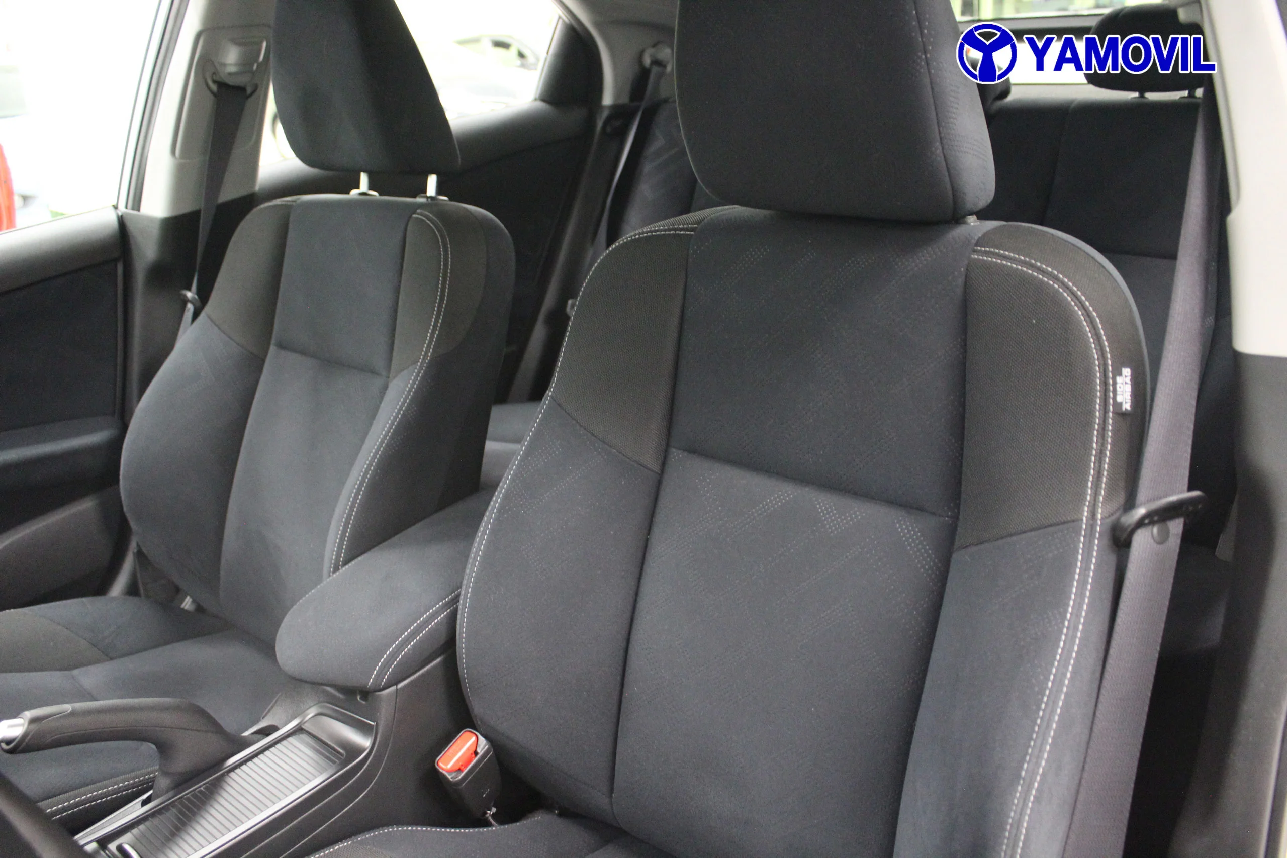 Honda Civic 1.8 I-VTEC Sport 104 kW (142 CV) - Foto 13
