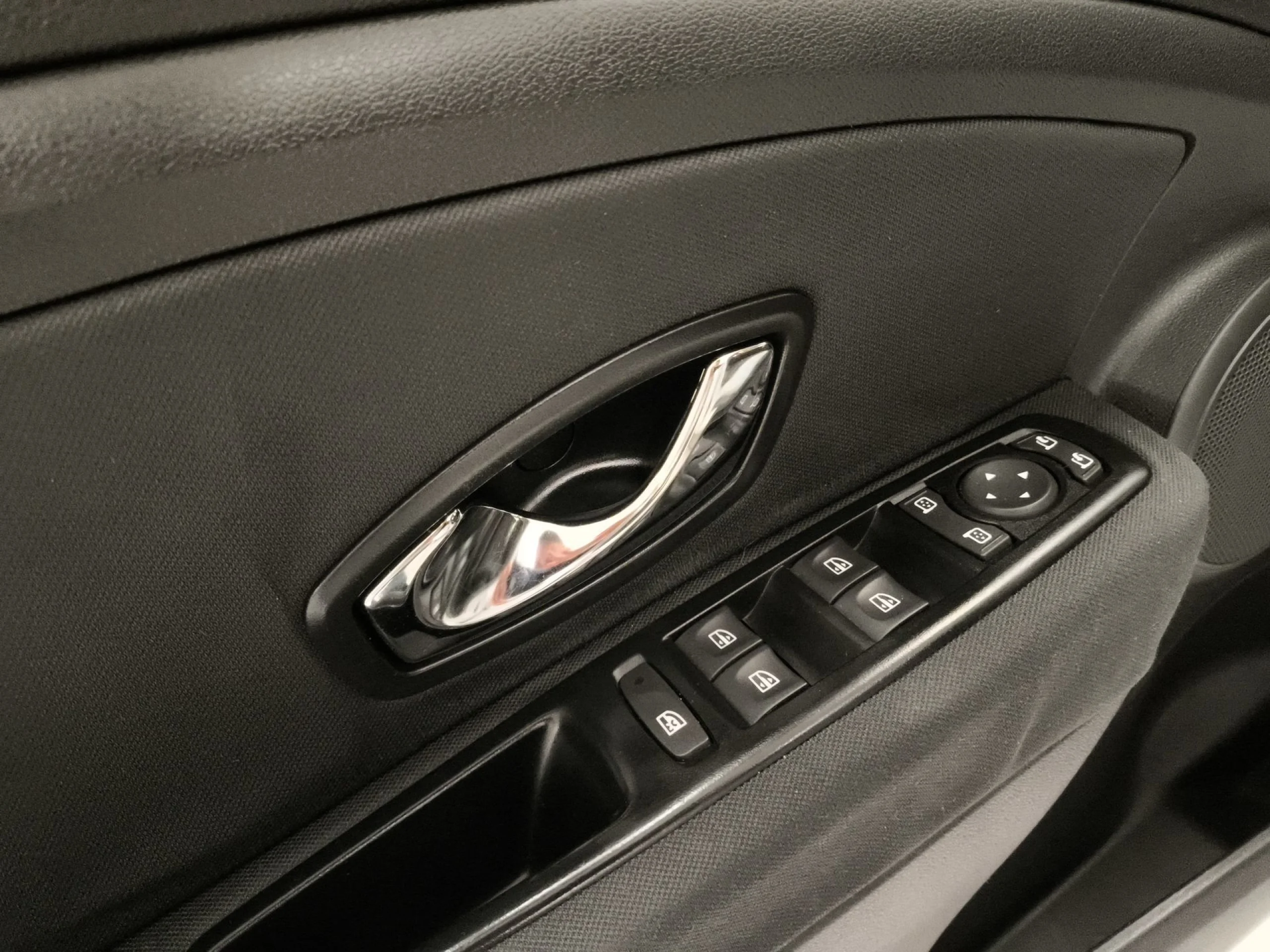 Renault Megane Sport Tourer Limited Energy SANDS TCe 85 kW (115 CV) - Foto 10