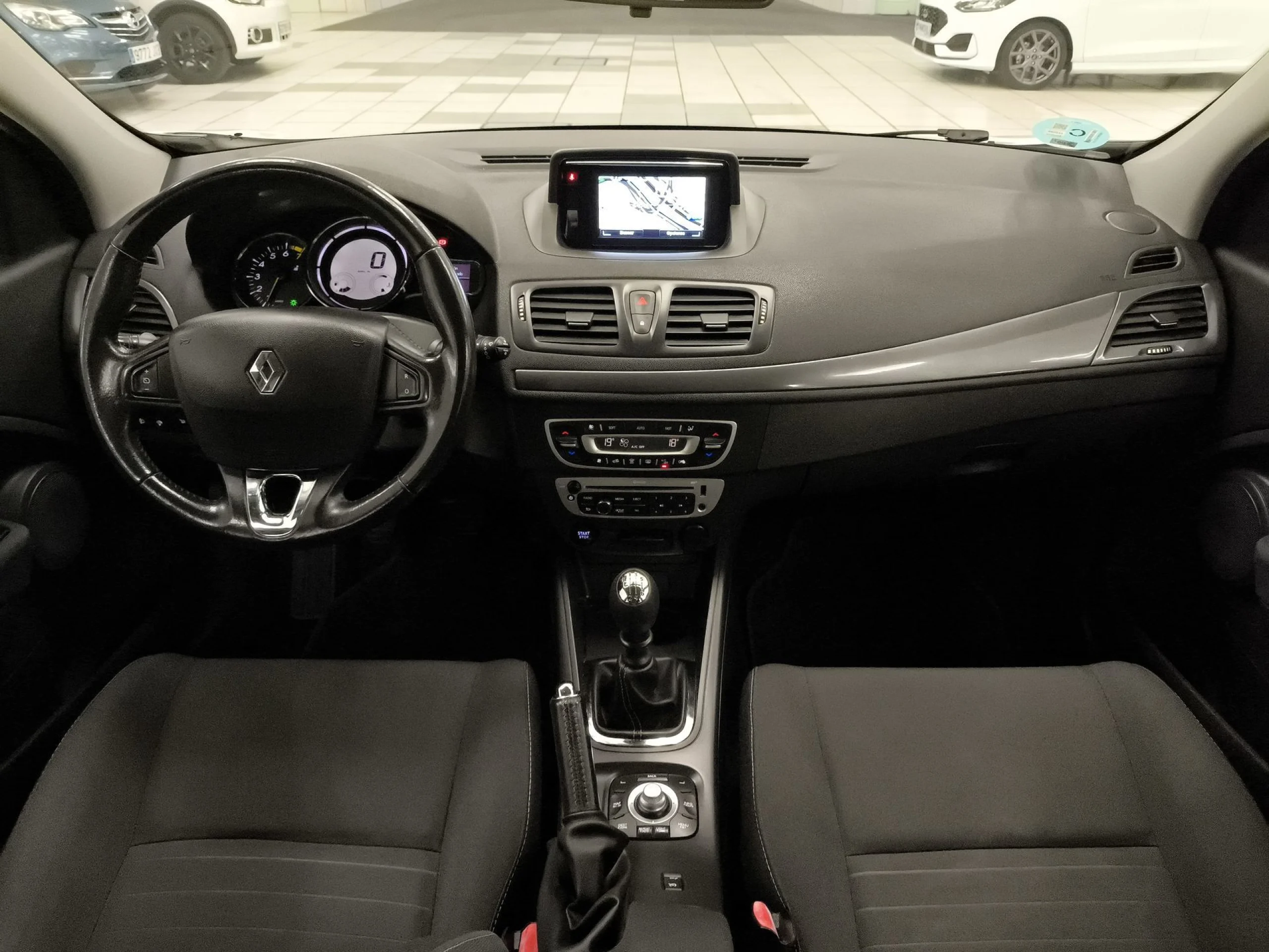 Renault Megane Sport Tourer Limited Energy SANDS TCe 85 kW (115 CV) - Foto 11