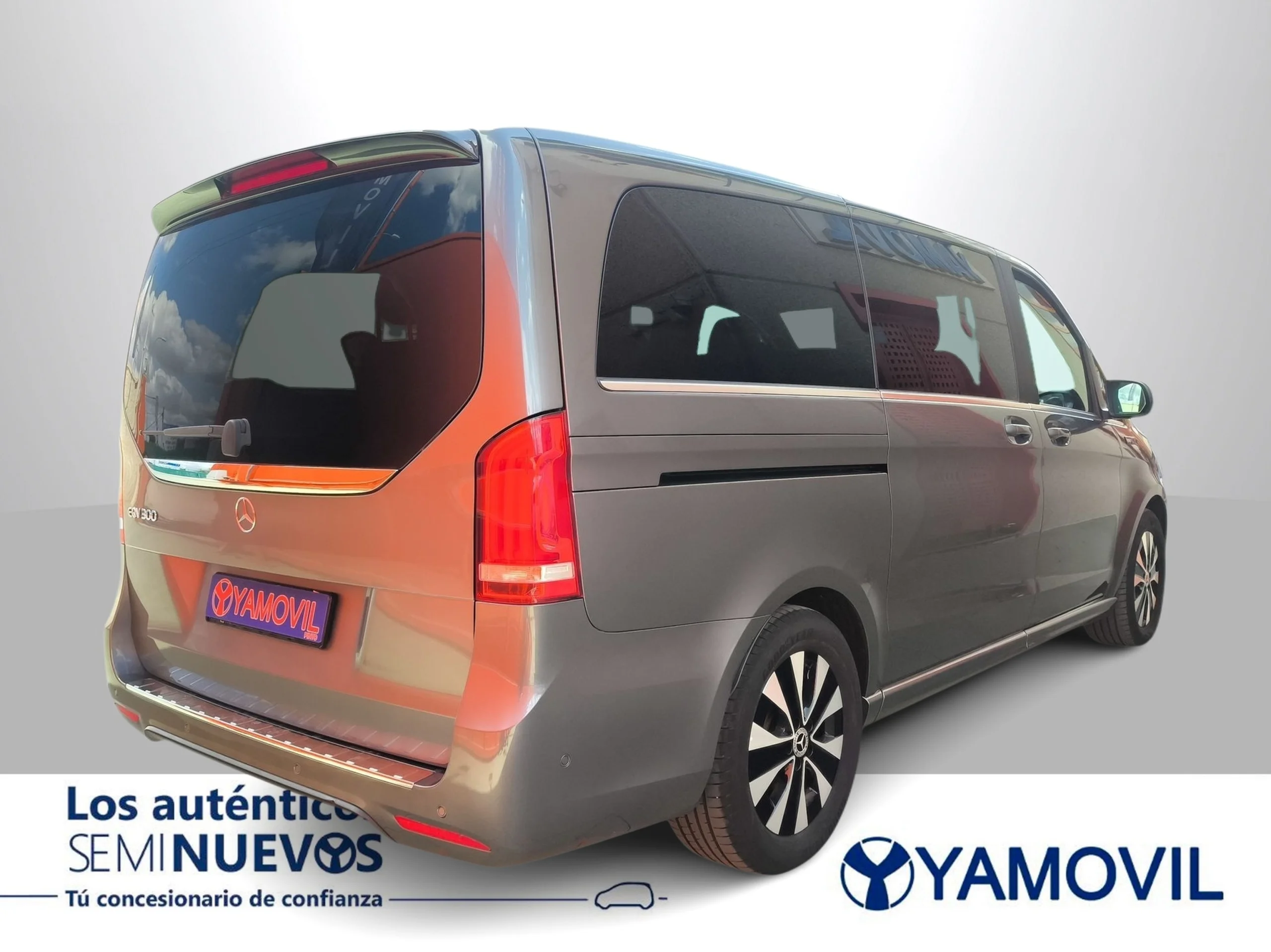 Mercedes-Benz EQV 300 Largo 150 kW (204 CV) - Foto 6
