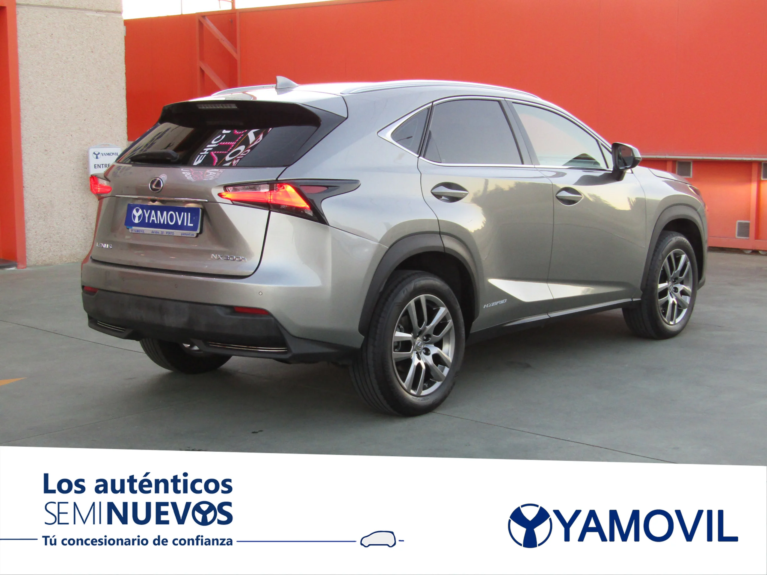 Lexus NX 300h EXECUTIVE 4WD - Foto 6