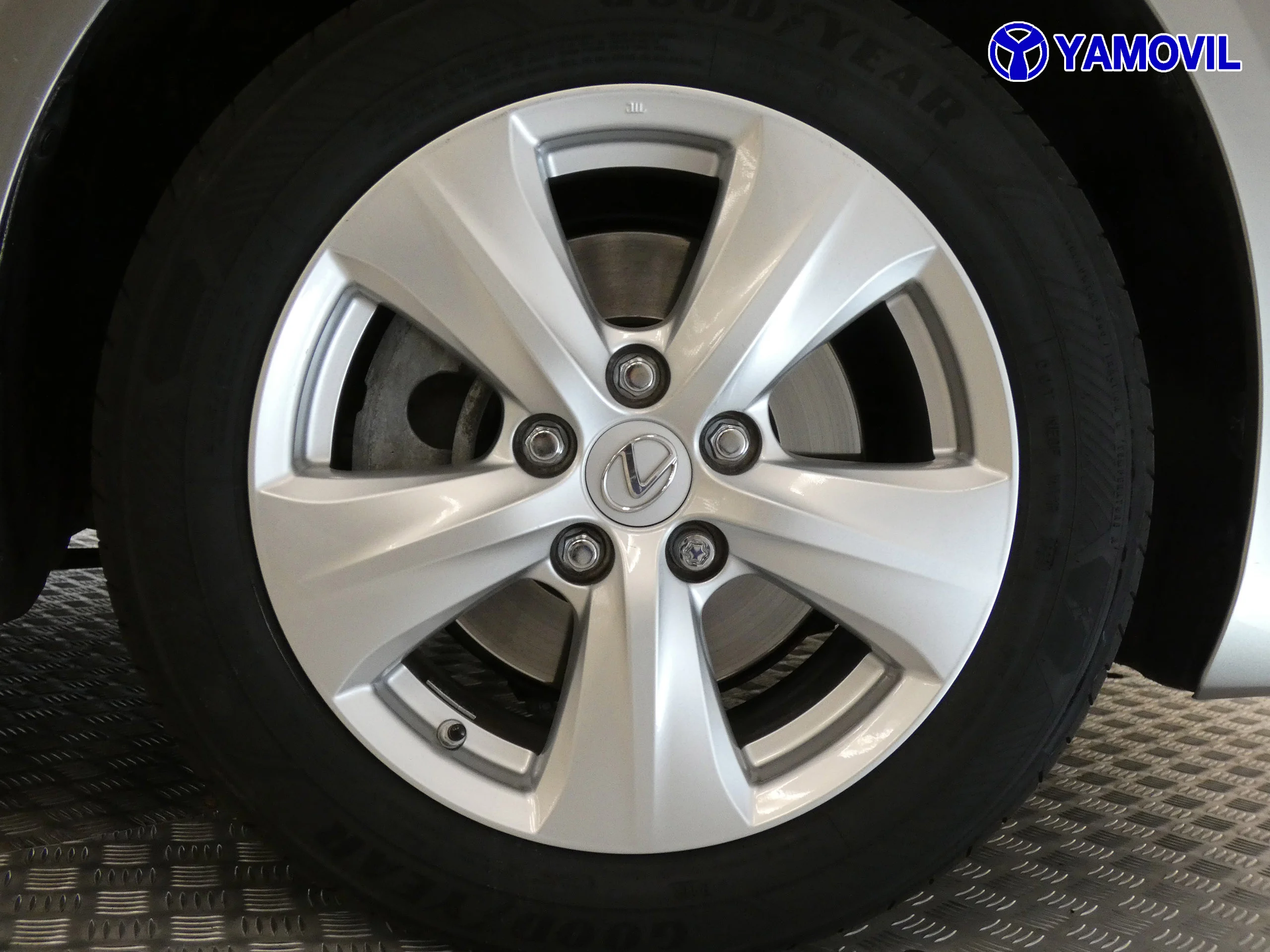 Lexus IS 300 IS300H HYBRID BUSINESS 4P - Foto 9