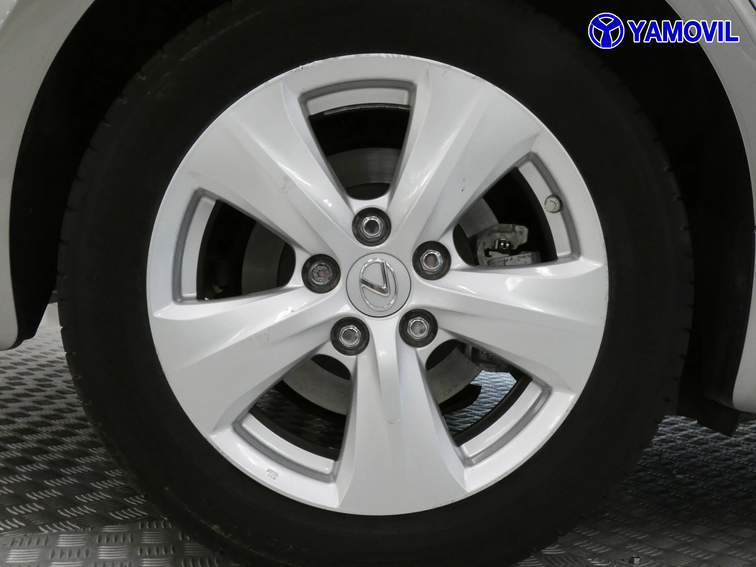 Lexus IS 300 IS300H HYBRID BUSINESS 4P - Foto 10