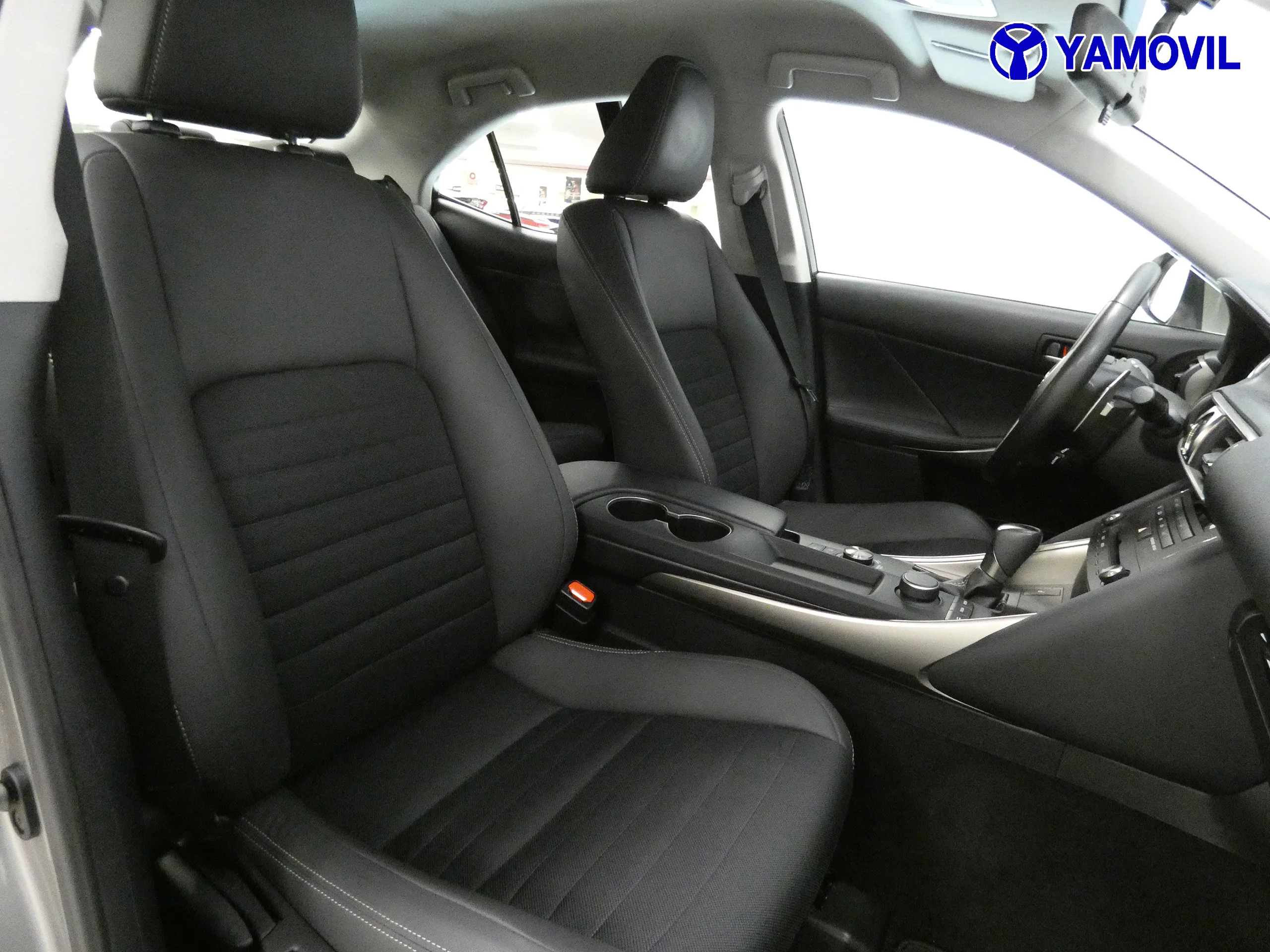 Lexus IS 300 IS300H HYBRID BUSINESS 4P - Foto 15