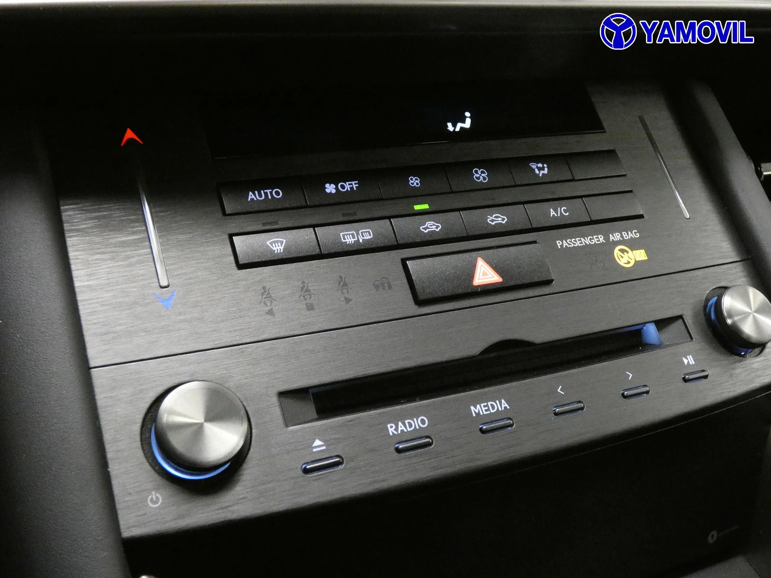 Lexus IS 300 IS300H HYBRID BUSINESS 4P - Foto 24