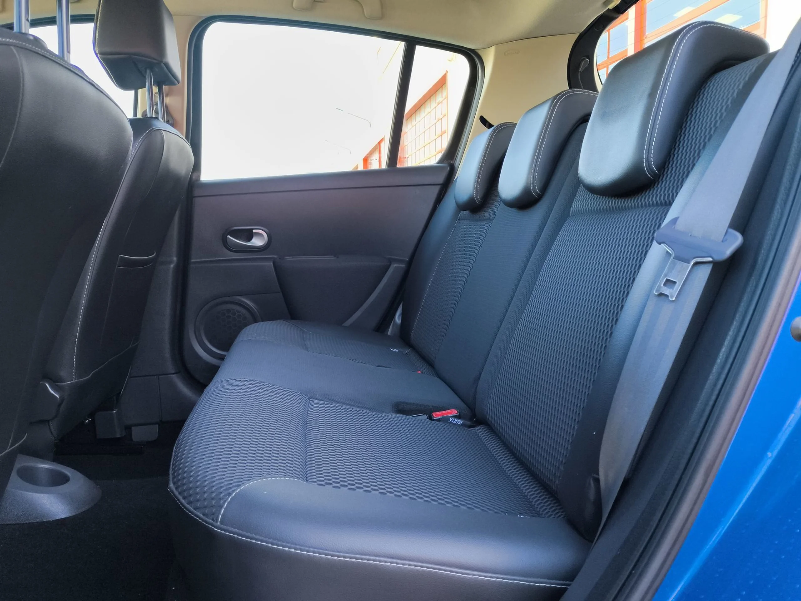 Renault Clio 1.5 dCi 20 Aniversario 63 kW (85 CV) - Foto 18