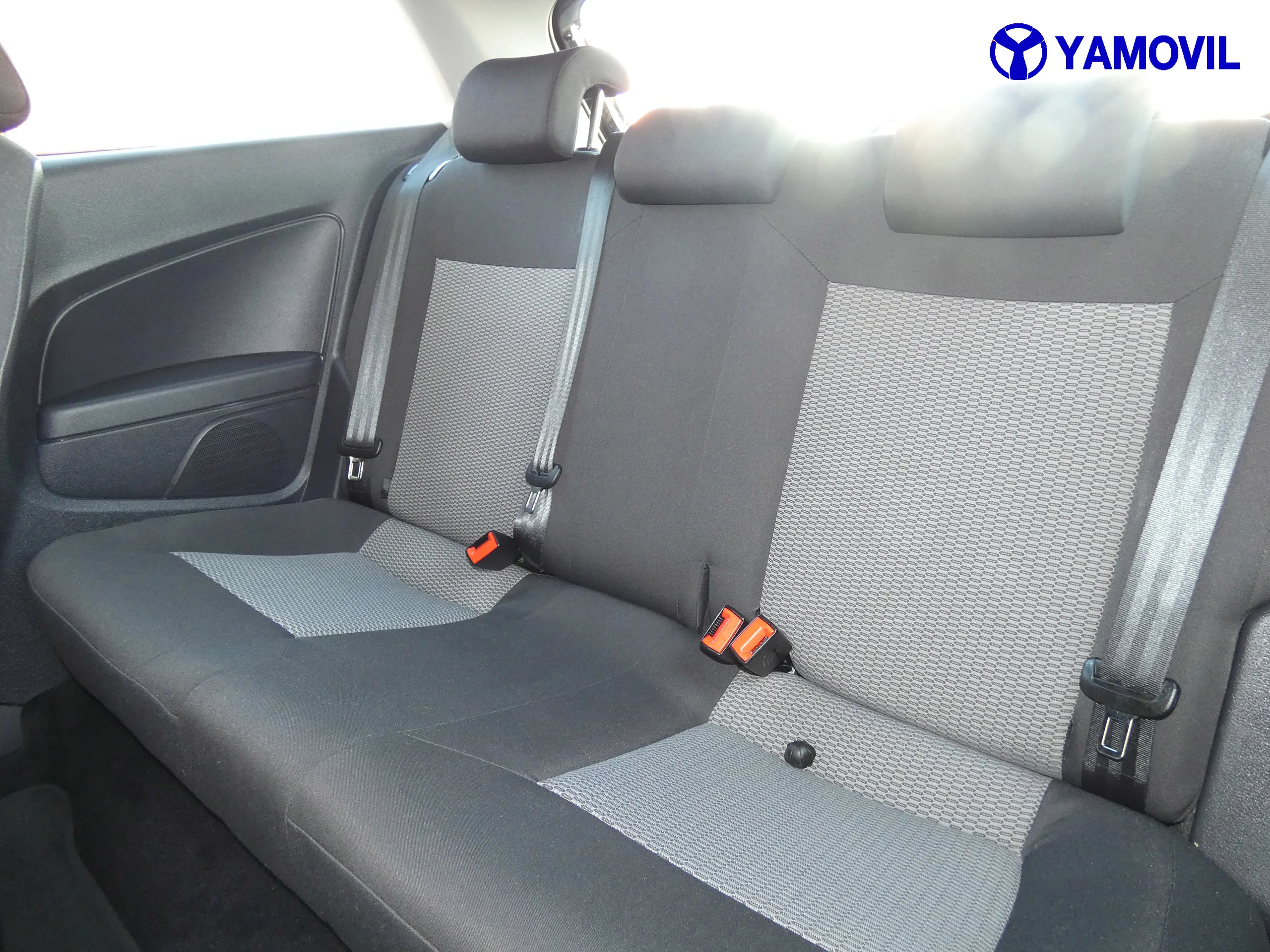 Volkswagen Polo 1.6 TDI 3P - Foto 14