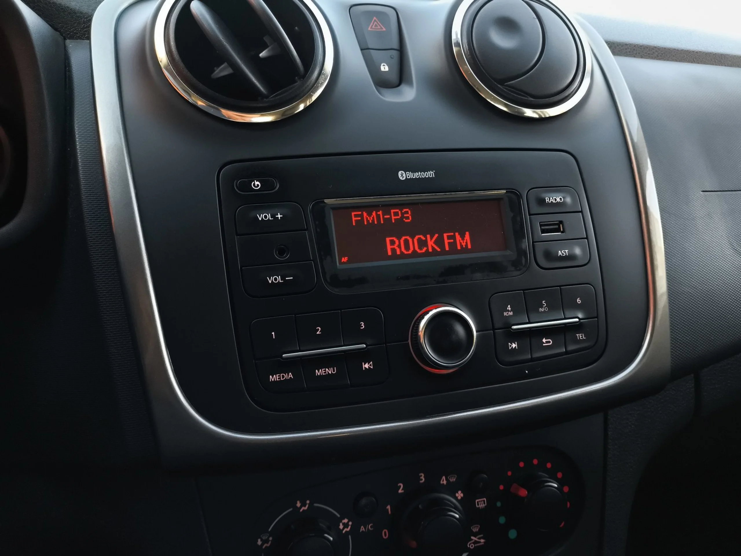 Dacia Sandero Stepway TCe 66 kW (90 CV) - Foto 14