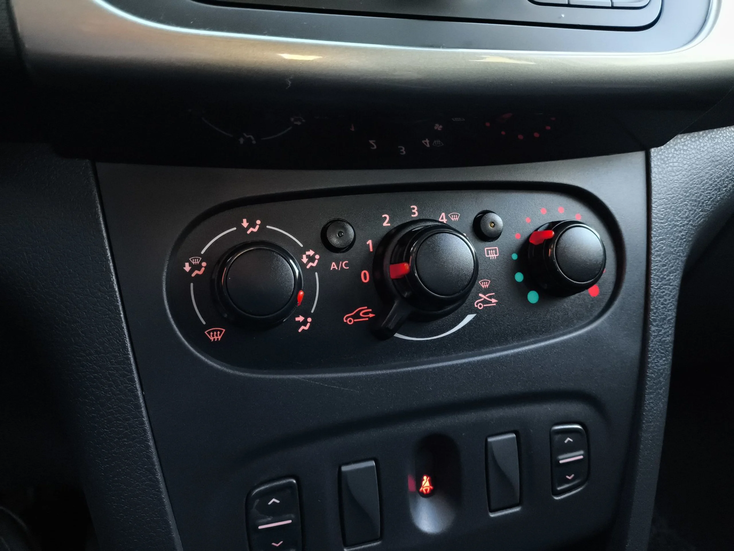 Dacia Sandero Stepway TCe 66 kW (90 CV) - Foto 15