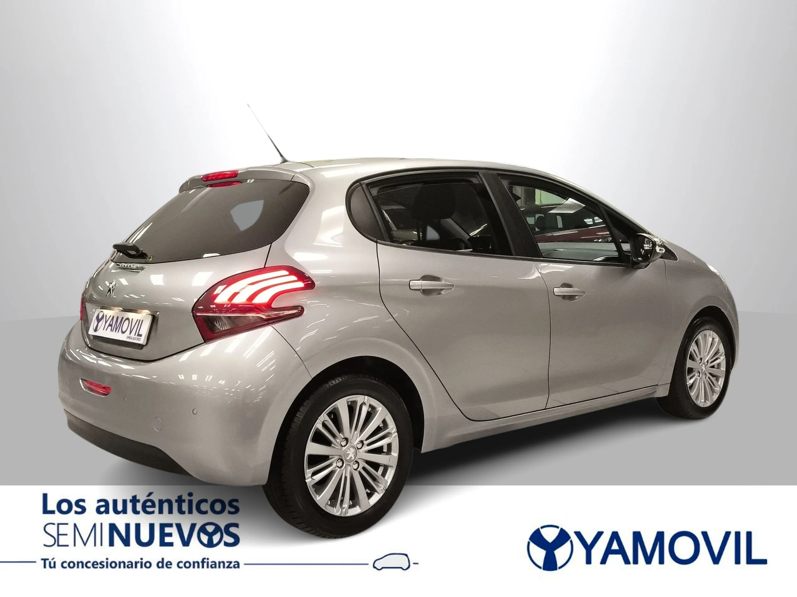 Peugeot 208 PureTech Signature 60 kW (82 CV) - Foto 6