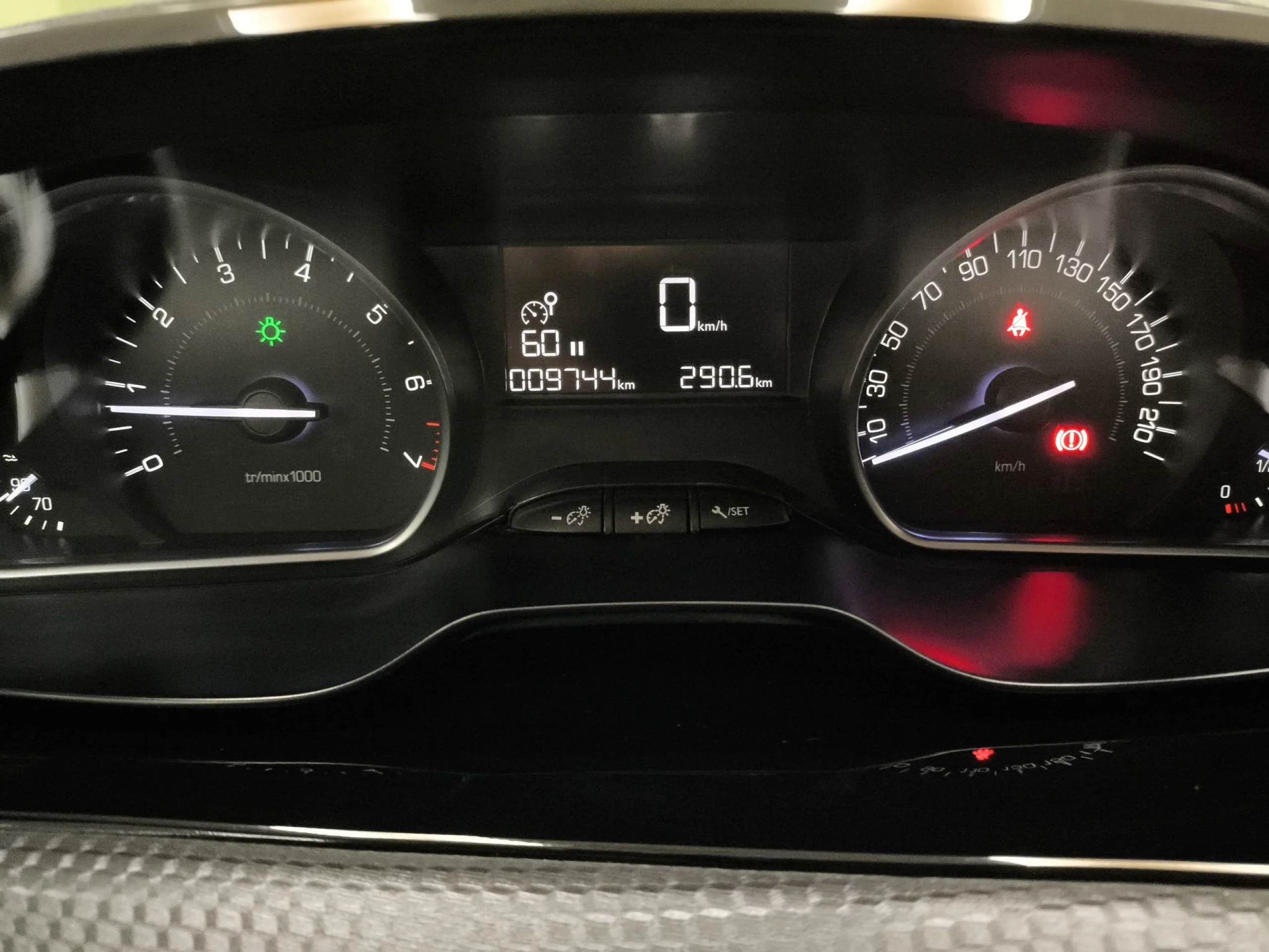 Peugeot 208 PureTech Signature 60 kW (82 CV) - Foto 12